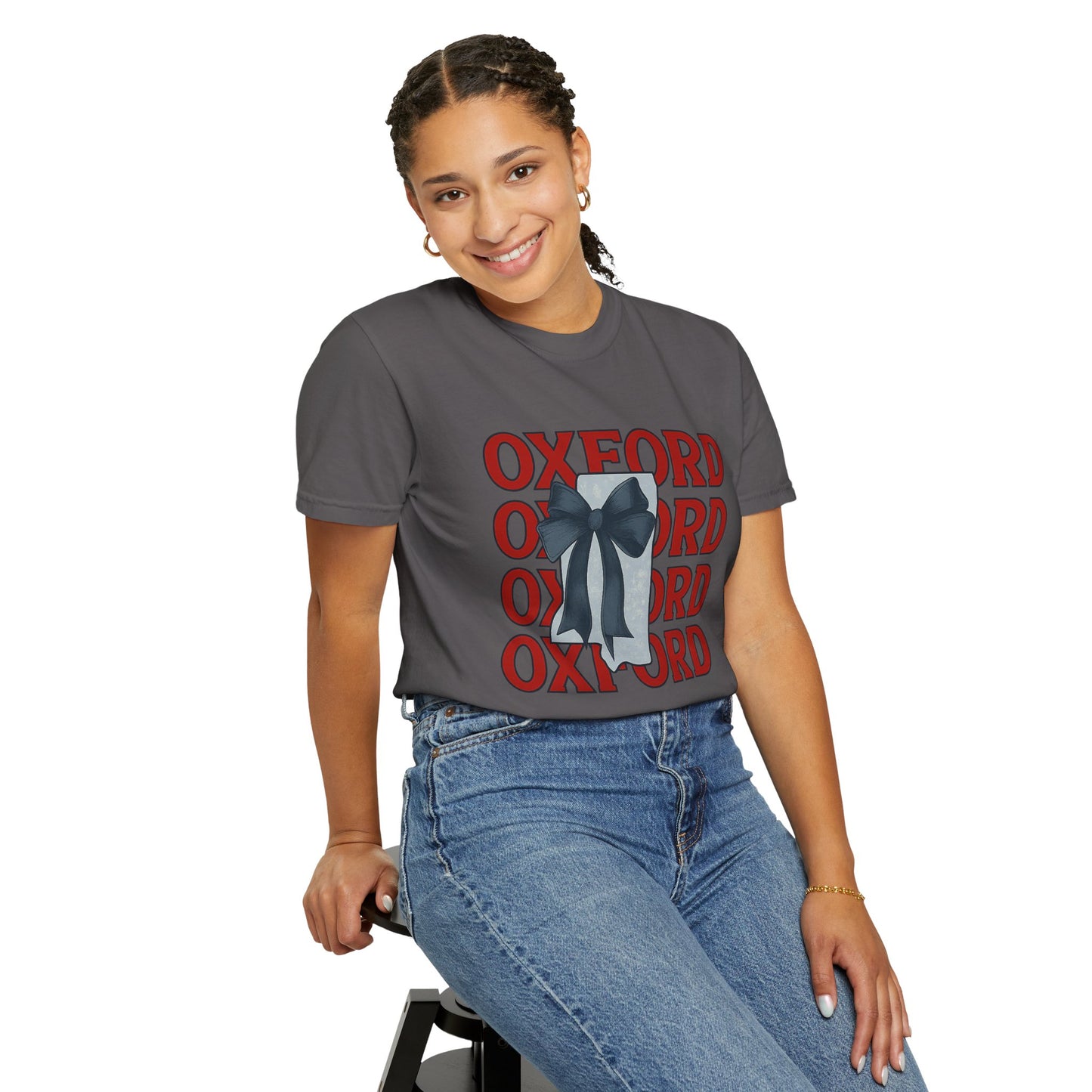 Oxford Bow Graphic Tee, Casual Unisex T-shirt, Gift for Students, College Apparel, Trendy Fashion Top, Birthday Gift