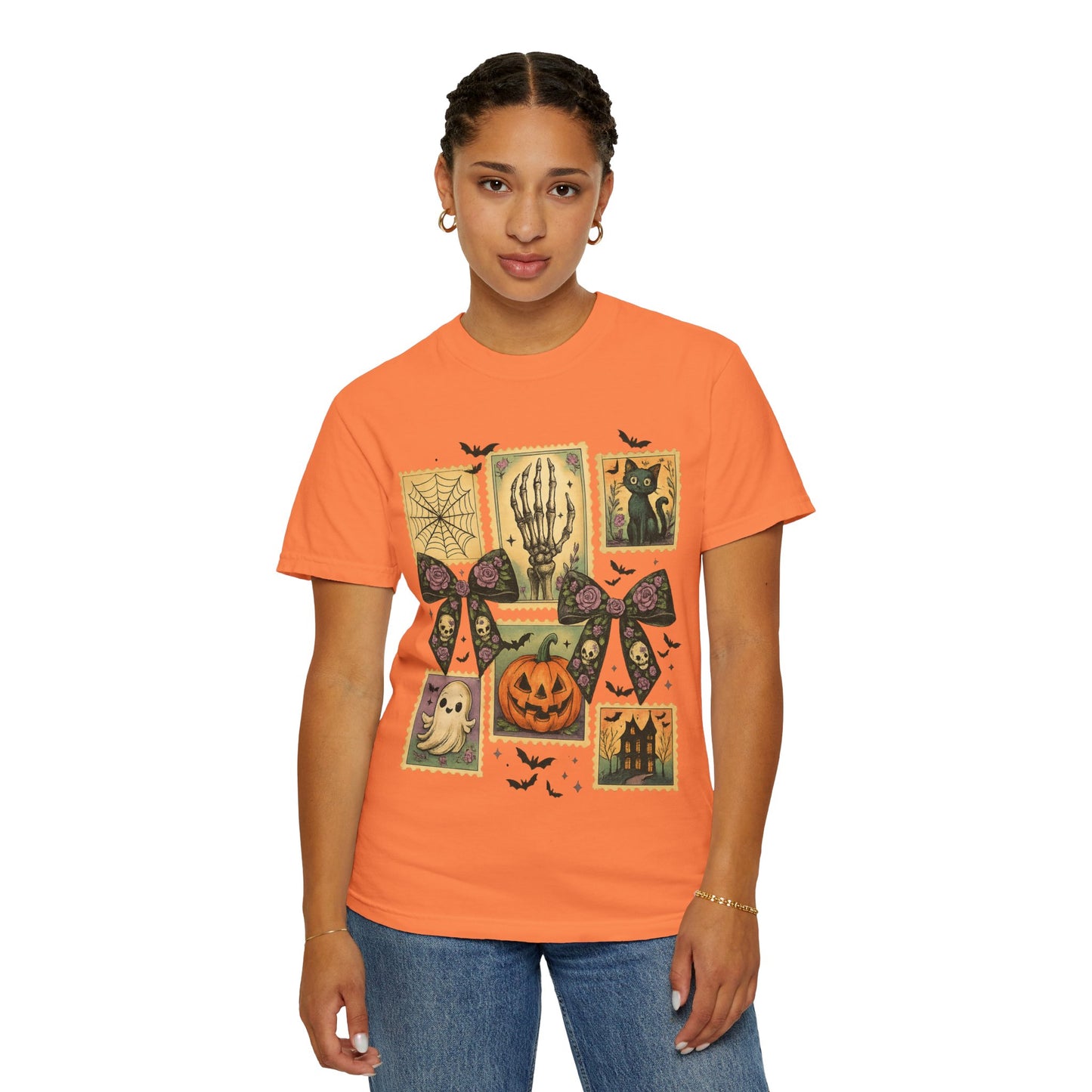 Halloween-Themed Unisex T-Shirt - Spooky Vibes for Fall Celebrations, Ghost Lovers Gift, Costume Party Essential, Cozy Autumn Tee