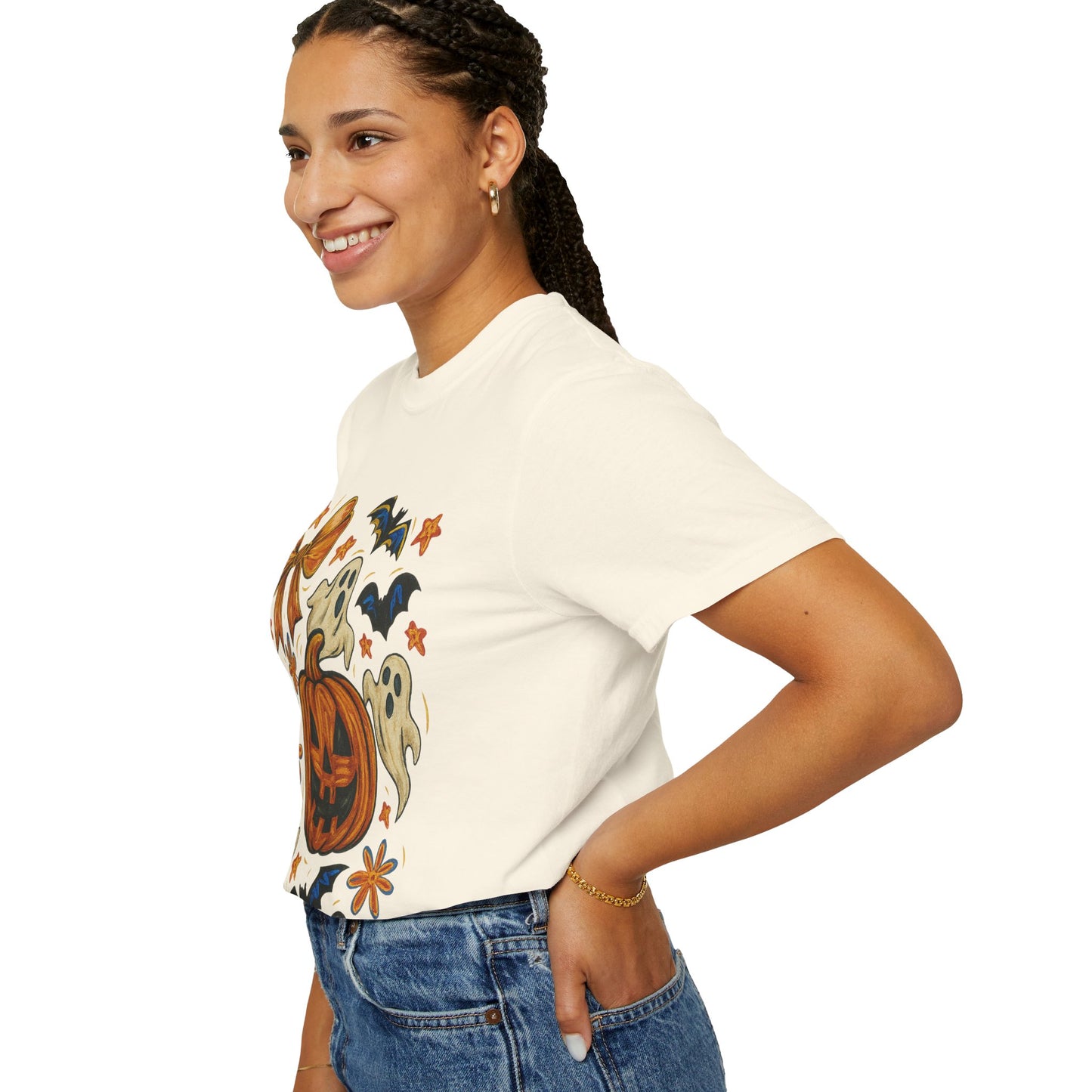 Halloween Ghost & Pumpkin T-shirt, Spooky Season Shirt, Fall Tee, Unisex Halloween Apparel, Ghostly Graphic Tee, Pumpkin Graphic Shirt