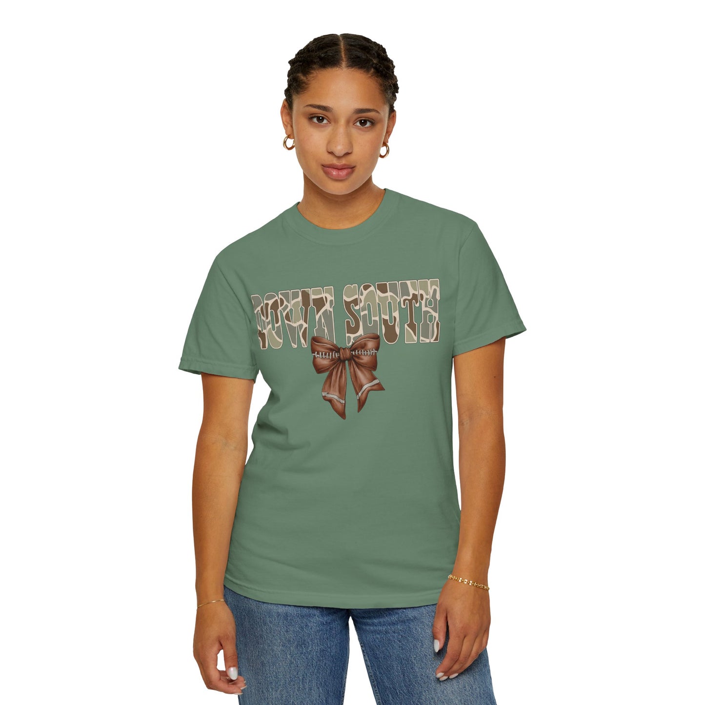 Camo Bow Graphic Tee - Trendy Apparel for Casual Outings and Birthdays