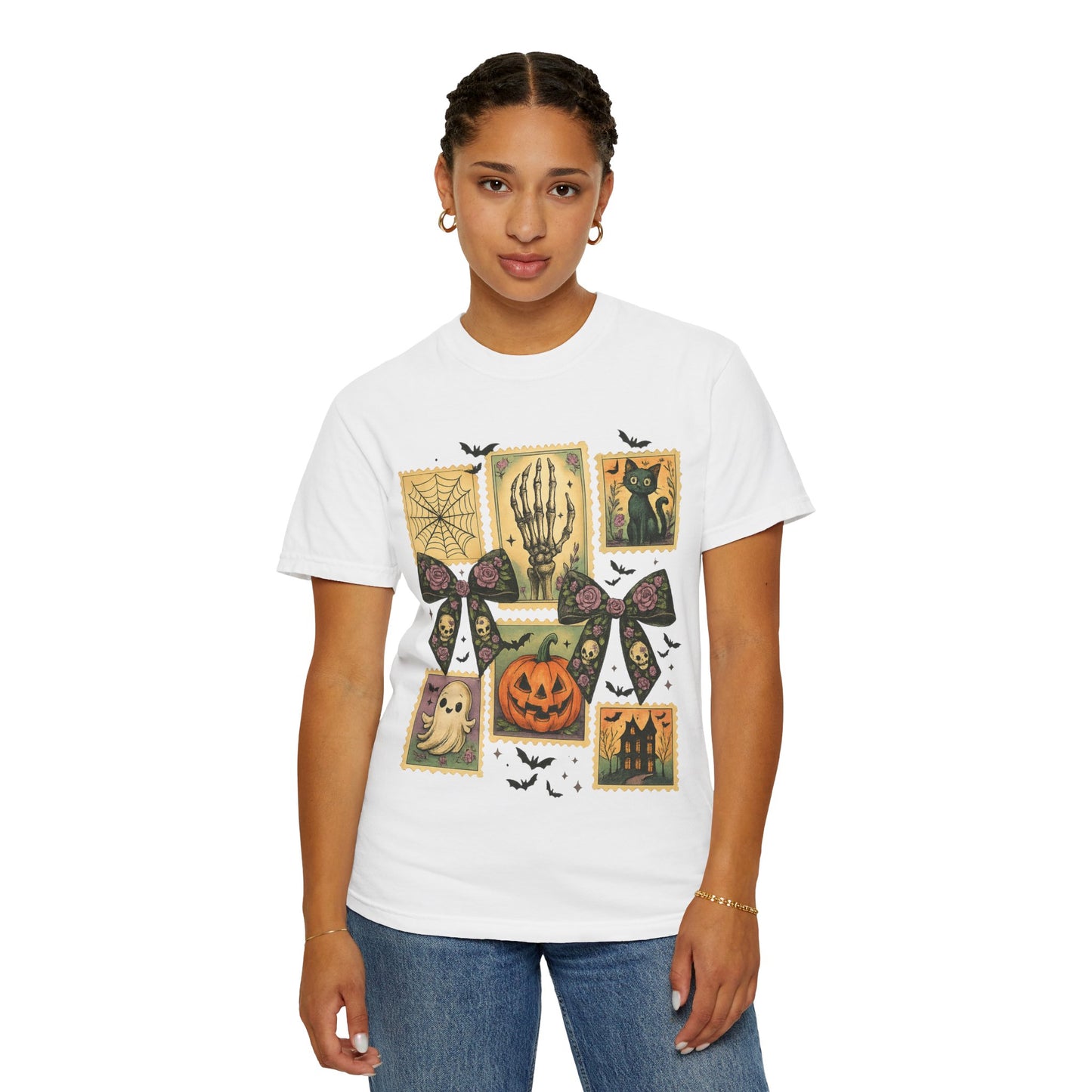 Halloween-Themed Unisex T-Shirt - Spooky Vibes for Fall Celebrations, Ghost Lovers Gift, Costume Party Essential, Cozy Autumn Tee