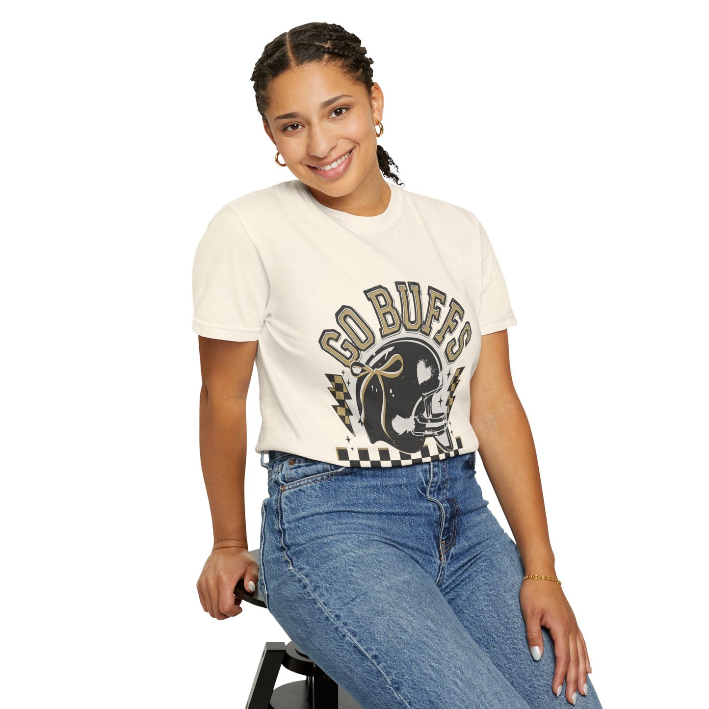 Vintage Sports Fan T-Shirt - Go Buffs Graphic Tee