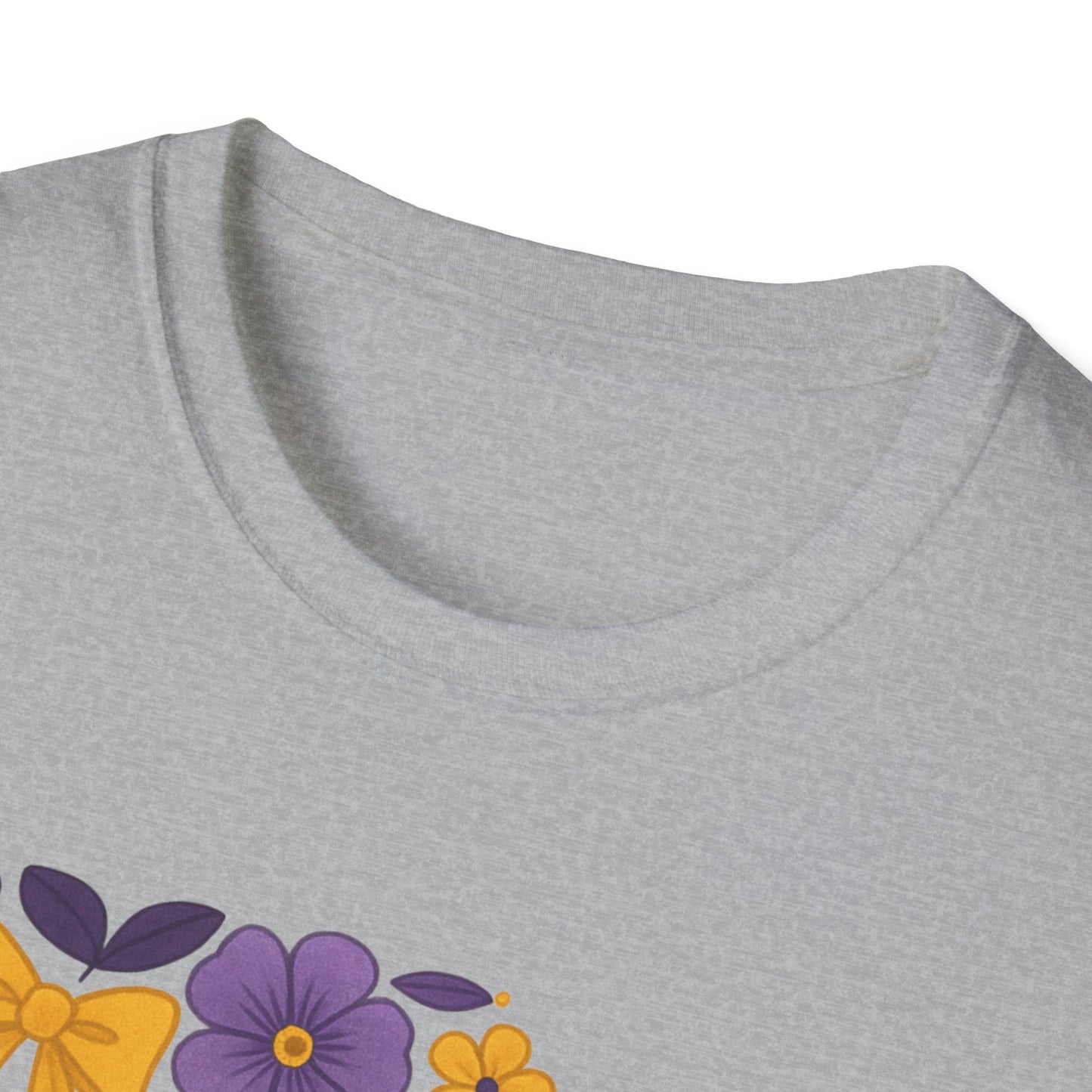Louisiana Floral Graphic Tee, Casual Unisex T-Shirt, Spring Fashion, Gift for Nature Lovers, Summer Outfit, Southern Pride