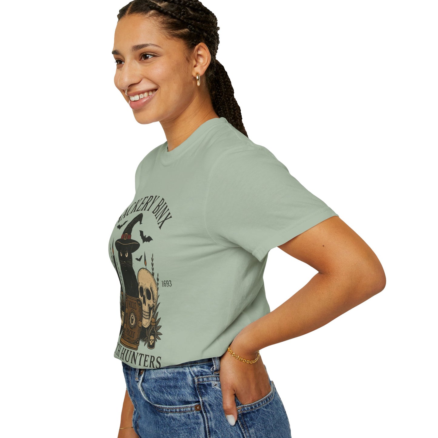 Witch Hunter Unisex T-shirt - Spooky Halloween Costume Shirt