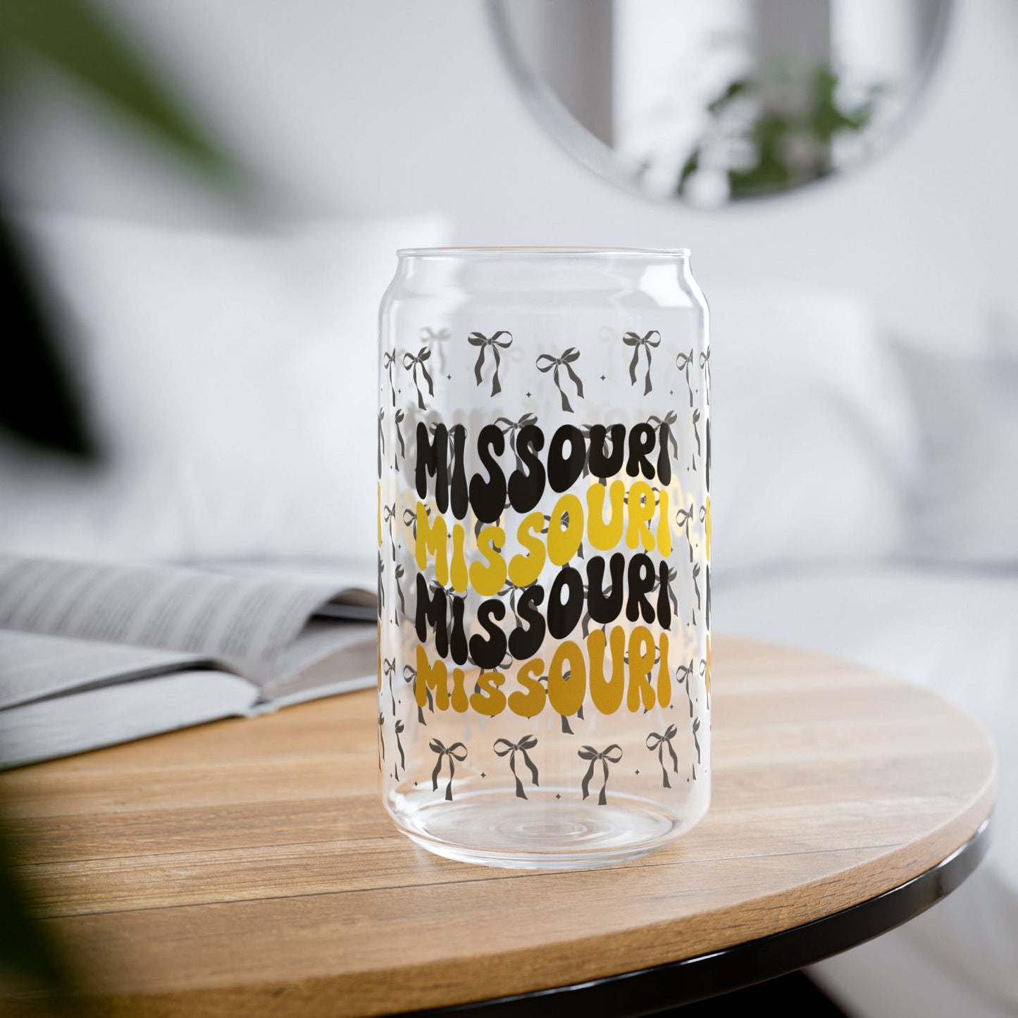 Coquette Bow Sipper Glass, Missouri-themed Drinkware, Eco-friendly Glass with Bamboo Lid, Perfect for Gifts, missouri tigers, missouri game day, graduation gift