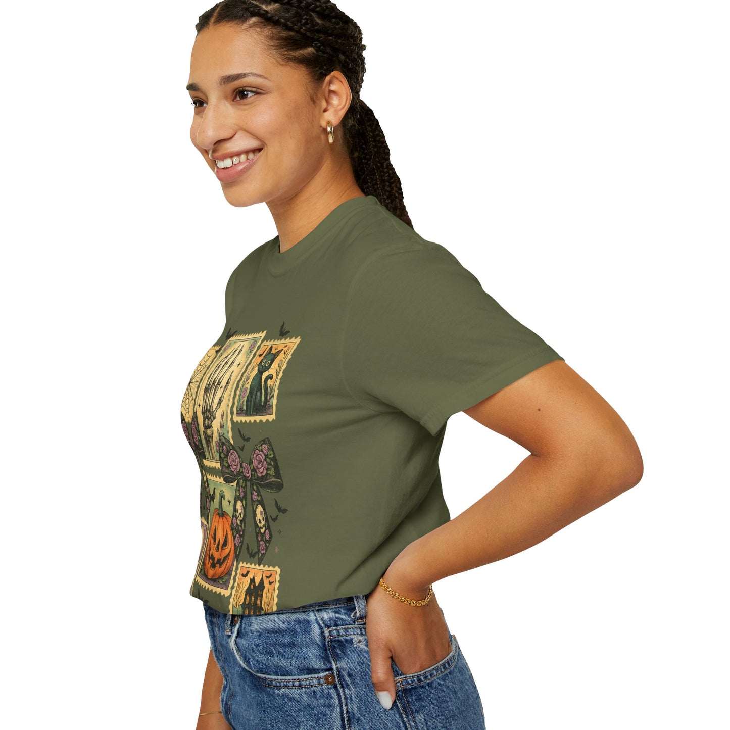Halloween-Themed Unisex T-Shirt - Spooky Vibes for Fall Celebrations, Ghost Lovers Gift, Costume Party Essential, Cozy Autumn Tee