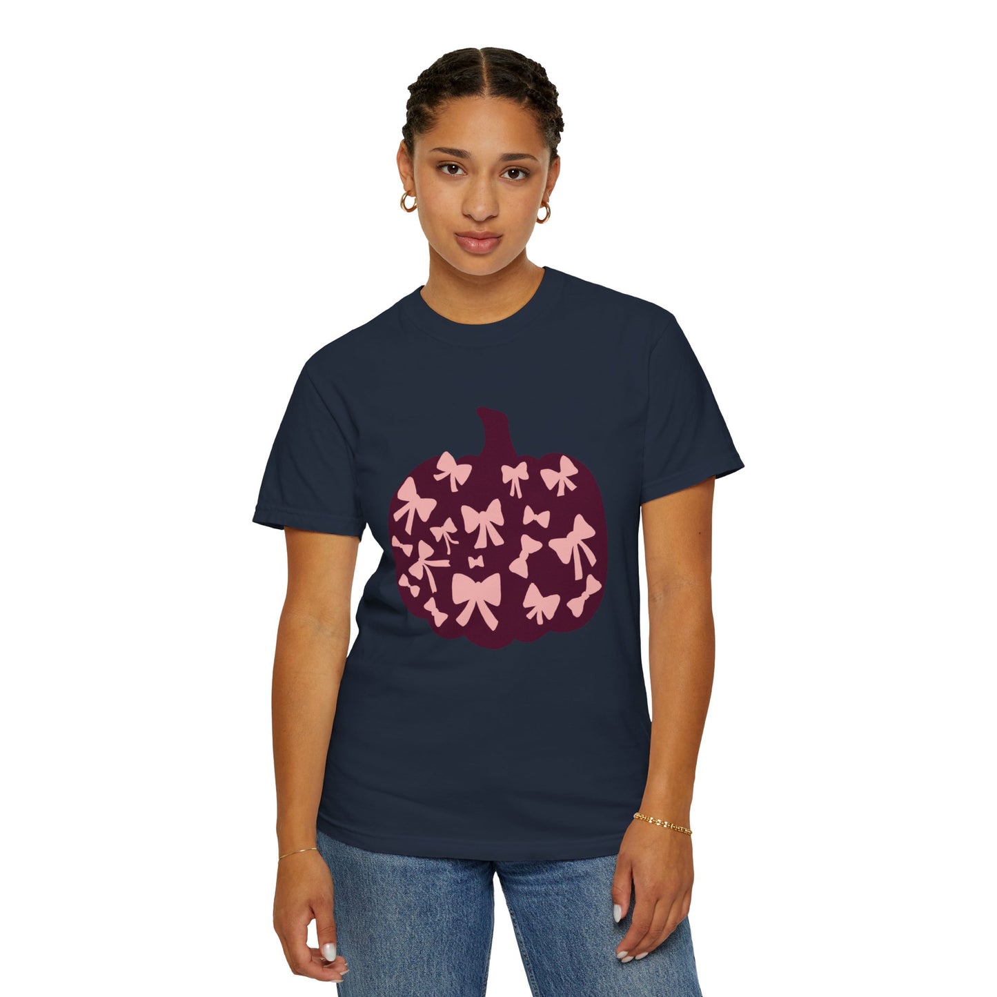 Pumpkin Bow Graphic Tee | Unisex Fall T-Shirt, Halloween Top, Cute Autumn Shirt, Gift for Her, Festival Wear