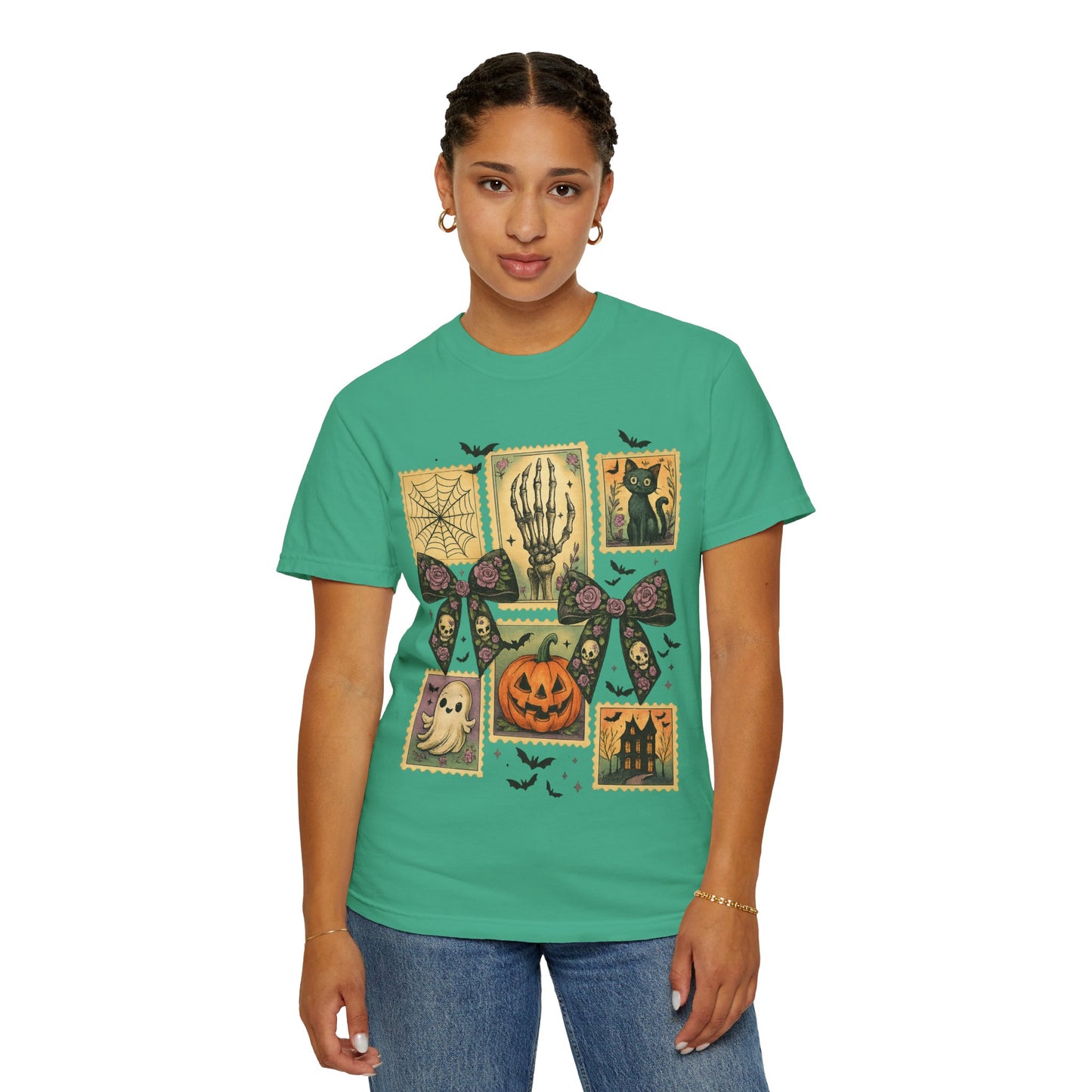 Halloween-Themed Unisex T-Shirt - Spooky Vibes for Fall Celebrations, Ghost Lovers Gift, Costume Party Essential, Cozy Autumn Tee
