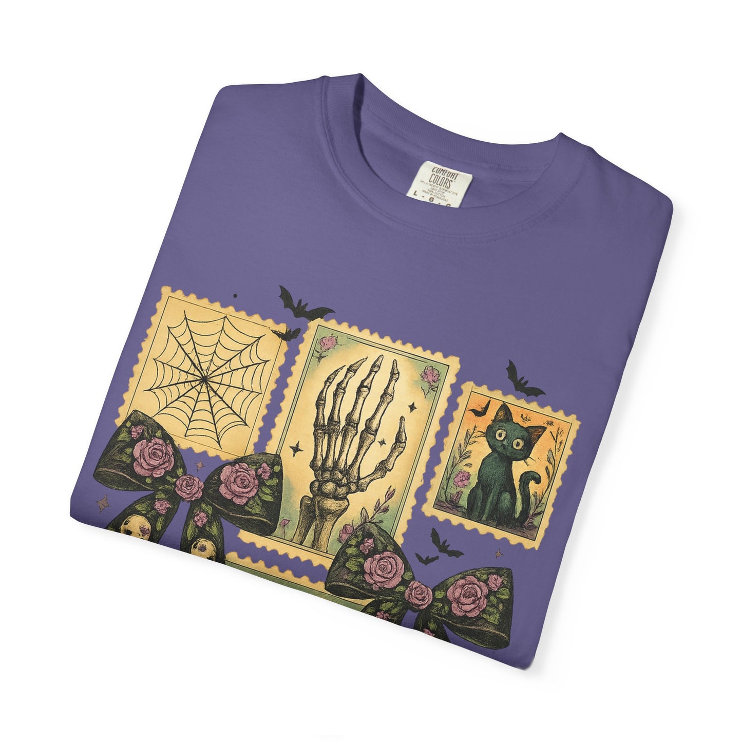 Halloween-Themed Unisex T-Shirt - Spooky Vibes for Fall Celebrations, Ghost Lovers Gift, Costume Party Essential, Cozy Autumn Tee