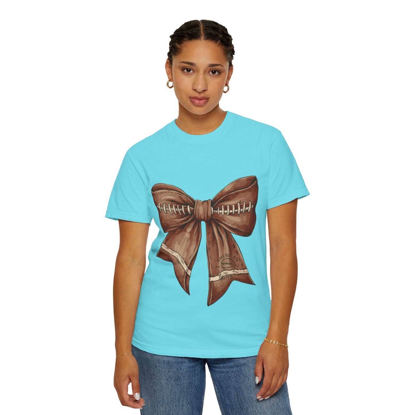Football Bow T-Shirt: Unisex Casual Wear for Game Day Apparel