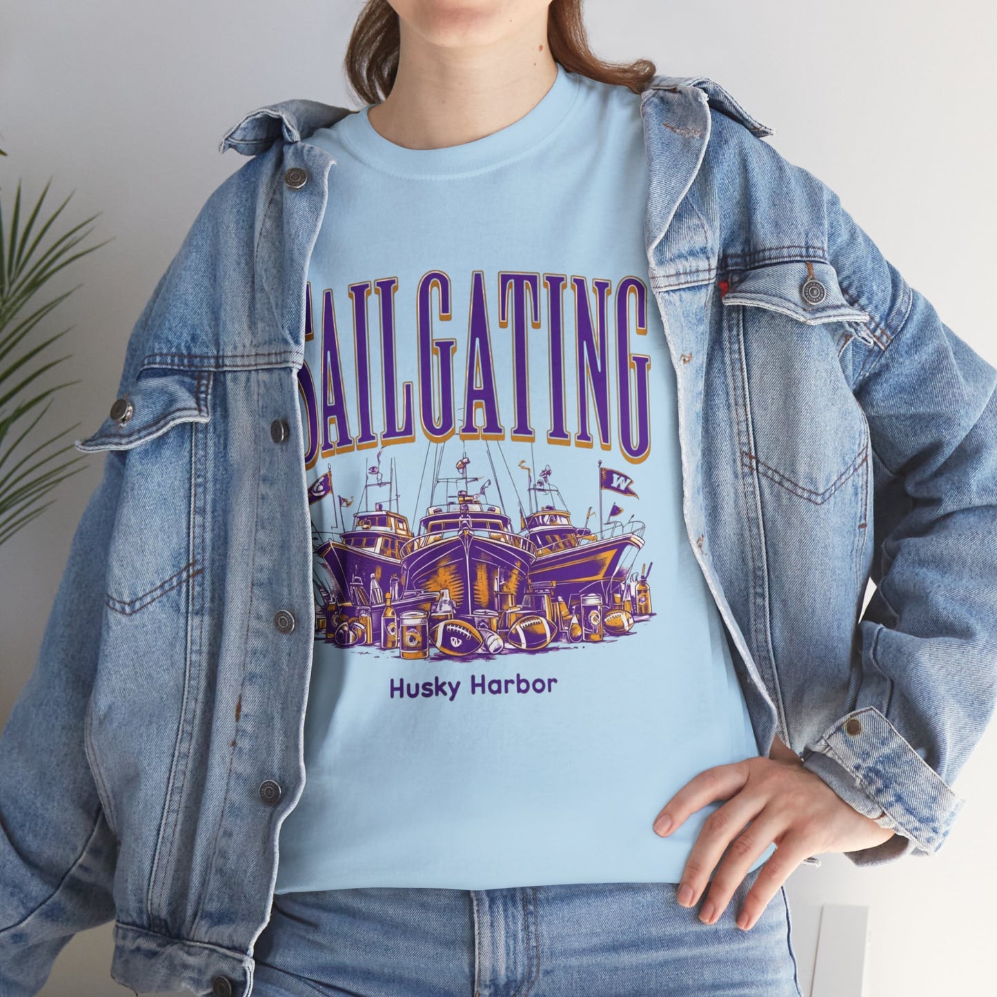 Sailgating Tee - Washington Huskies Unisex Heavy Cotton Shirt