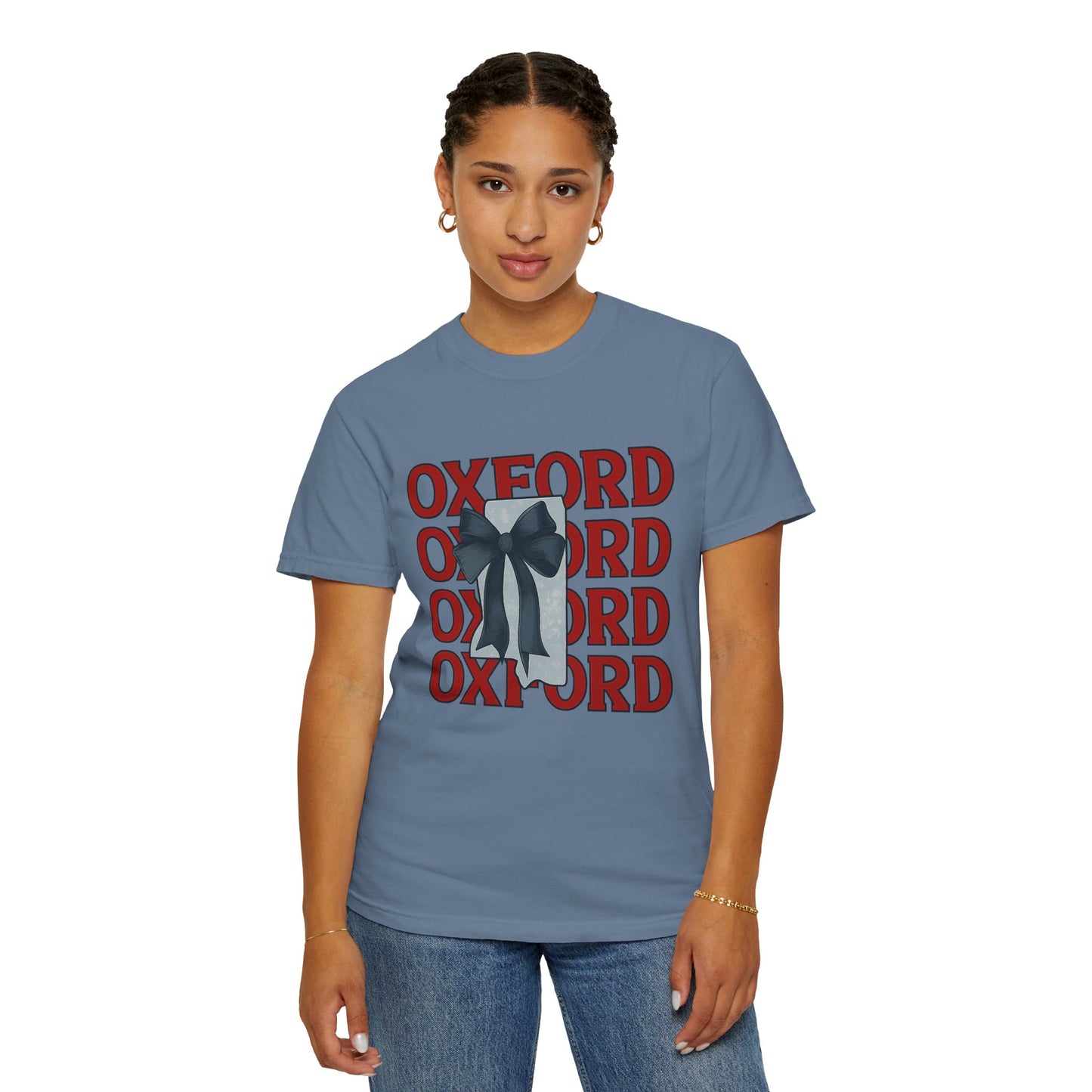 Oxford Bow Graphic Tee, Casual Unisex T-shirt, Gift for Students, College Apparel, Trendy Fashion Top, Birthday Gift