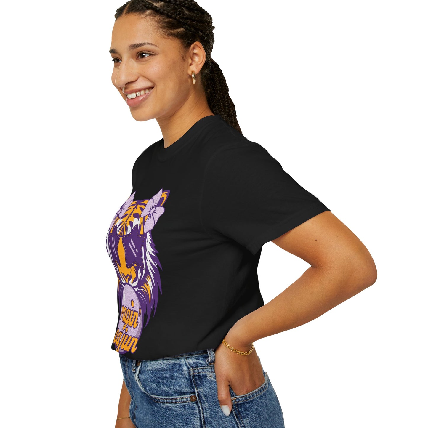 Ragin Cajun Bow Bubble Tiger T-Shirt - Casual Wear and Gift for Animal Lovers