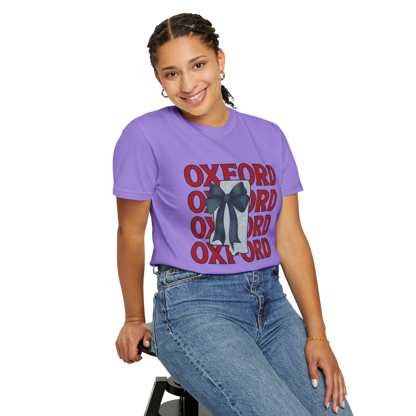 Oxford Bow Graphic Tee, Casual Unisex T-shirt, Gift for Students, College Apparel, Trendy Fashion Top, Birthday Gift