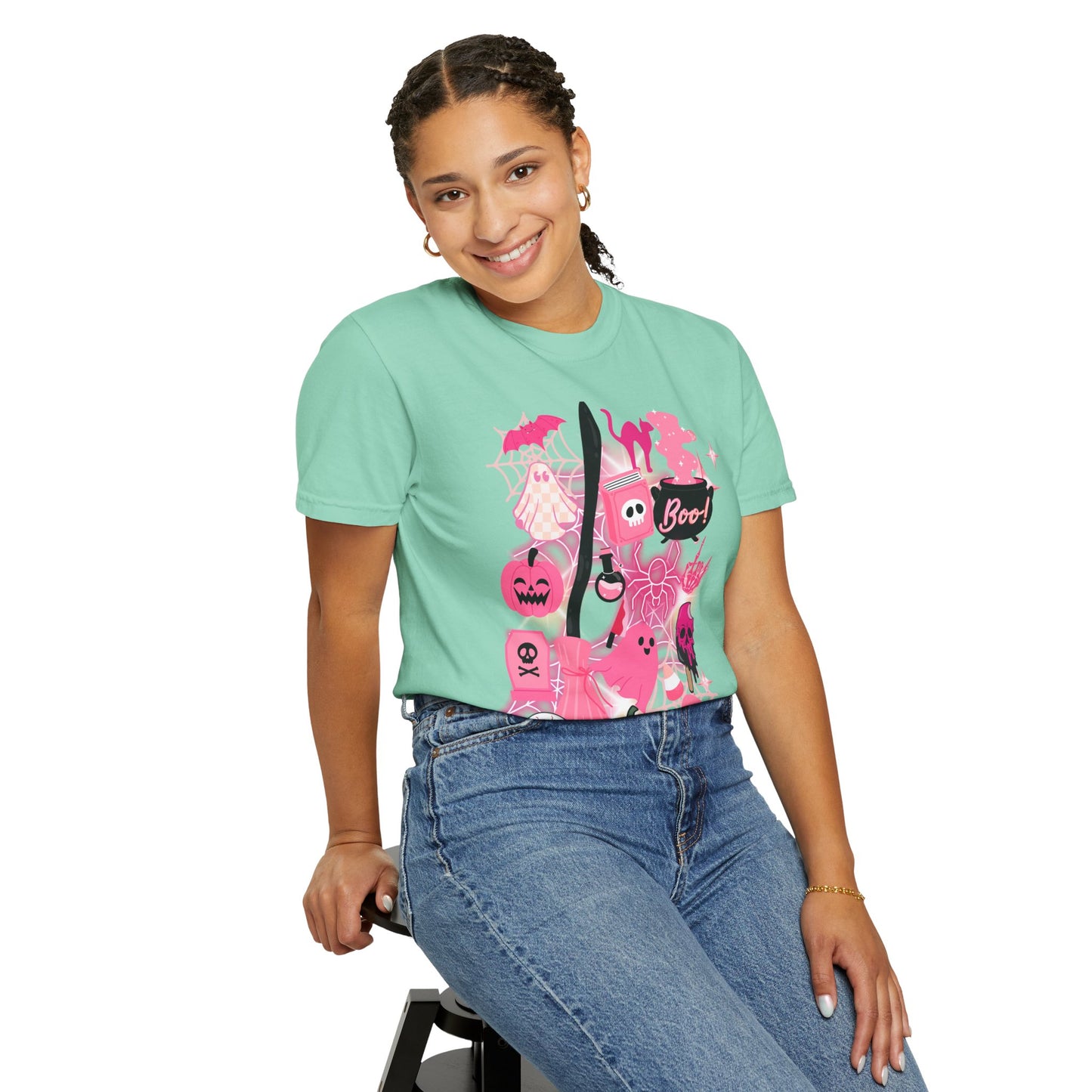 Pink Halloween-Themed Unisex T-shirt, Spooky Shirt, Ghostly Apparel, Boo T-shirt, Fall Fashion, Halloween Costume Top