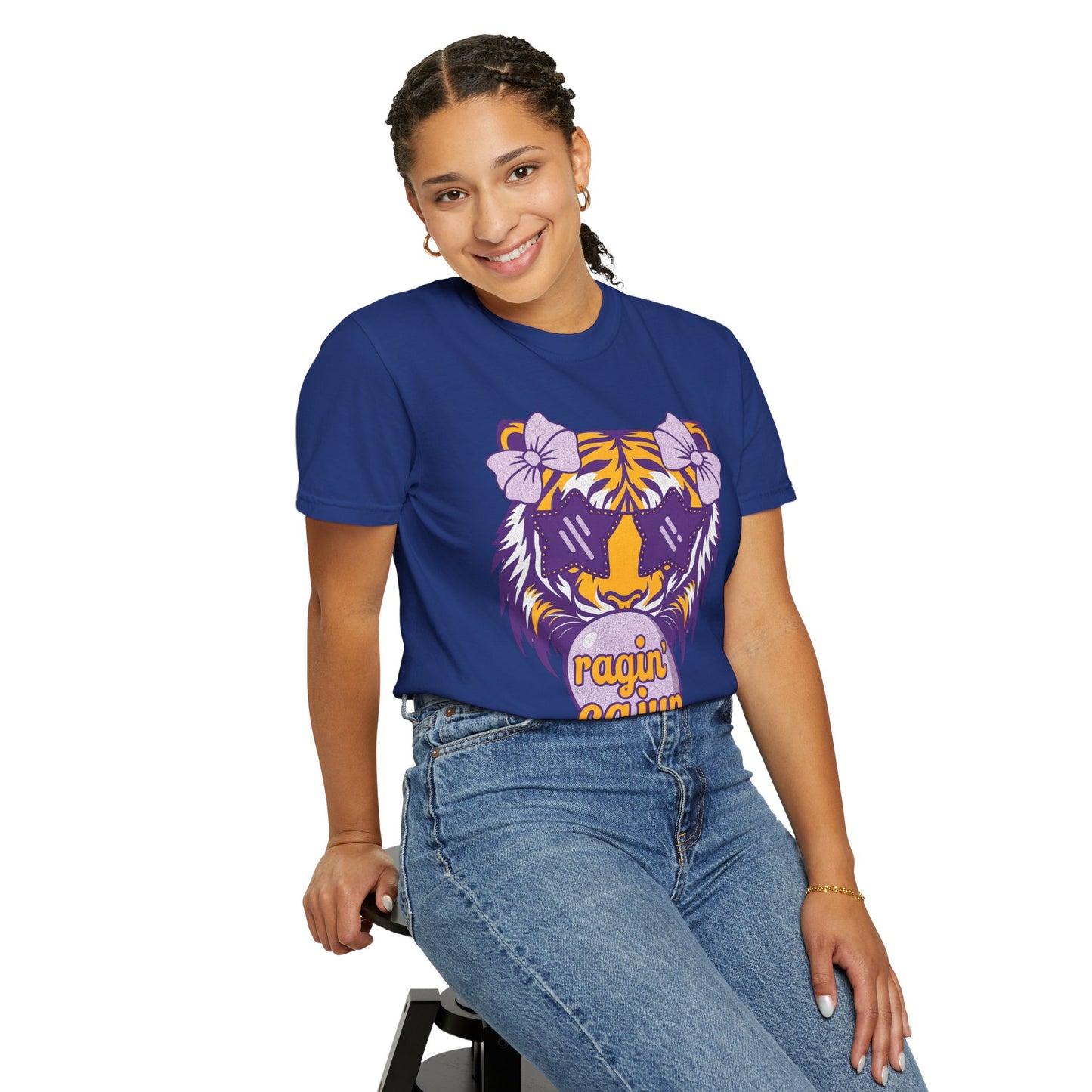 Ragin Cajun Bow Bubble Tiger T-Shirt - Casual Wear and Gift for Animal Lovers