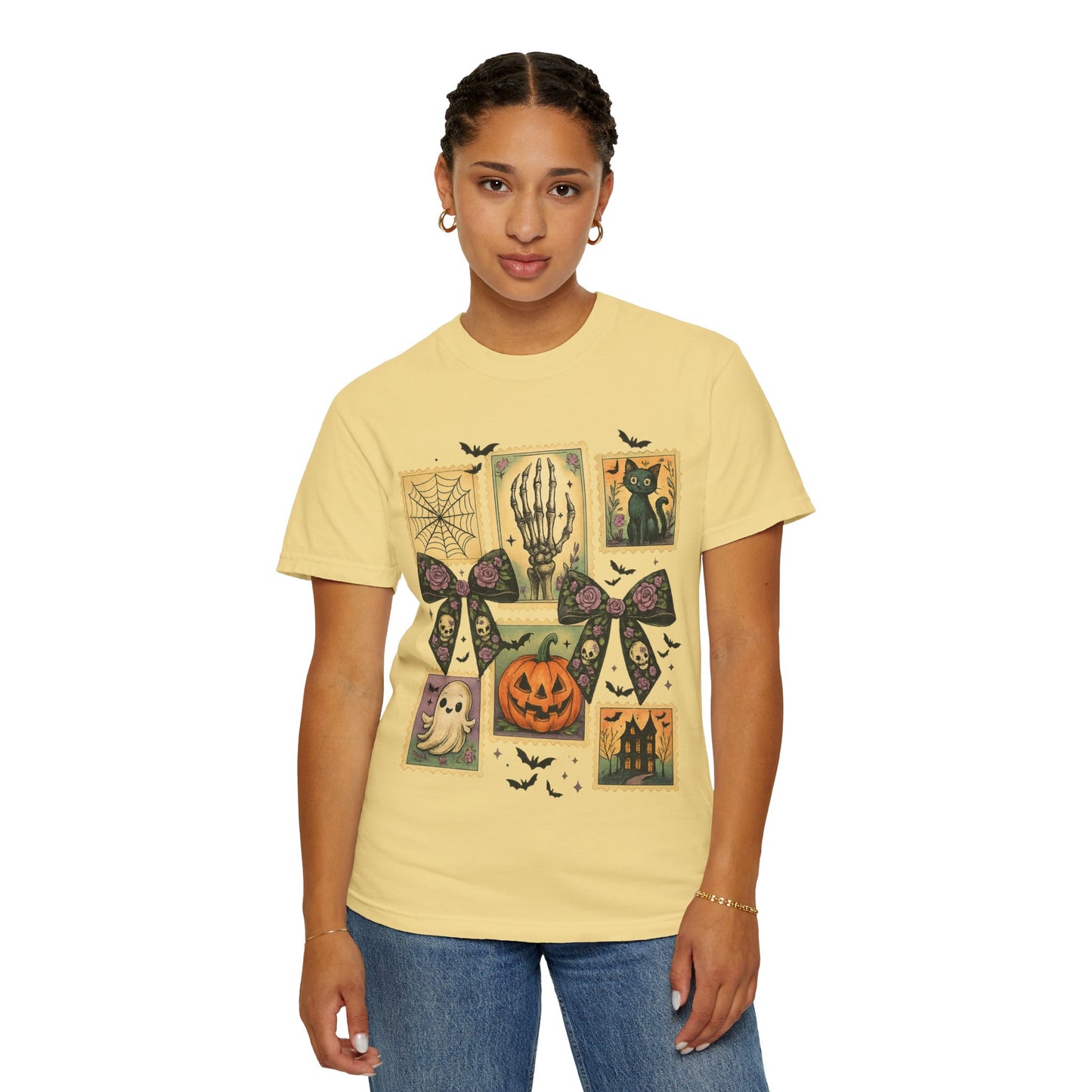 Halloween-Themed Unisex T-Shirt - Spooky Vibes for Fall Celebrations, Ghost Lovers Gift, Costume Party Essential, Cozy Autumn Tee