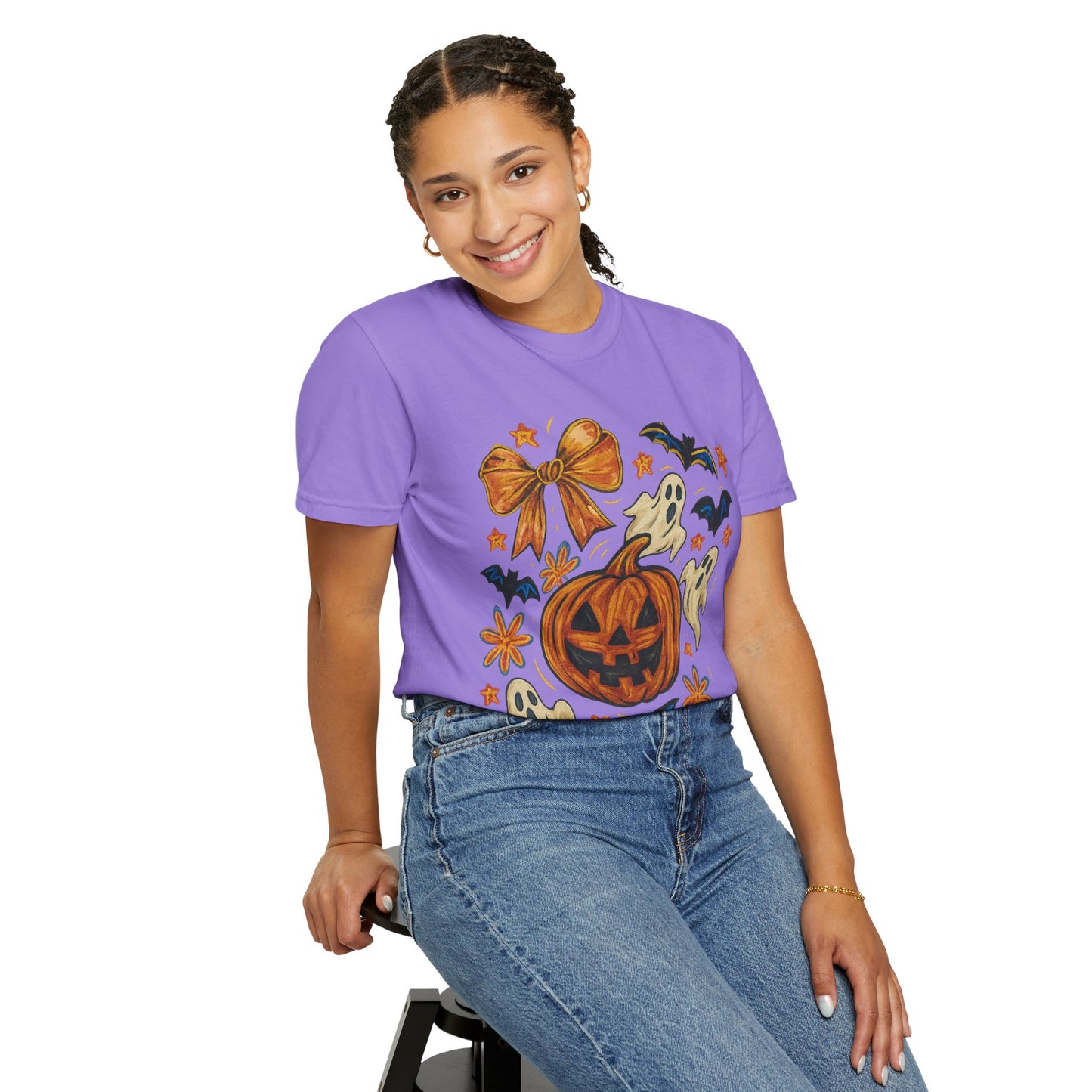 Halloween Ghost & Pumpkin T-shirt, Spooky Season Shirt, Fall Tee, Unisex Halloween Apparel, Ghostly Graphic Tee, Pumpkin Graphic Shirt
