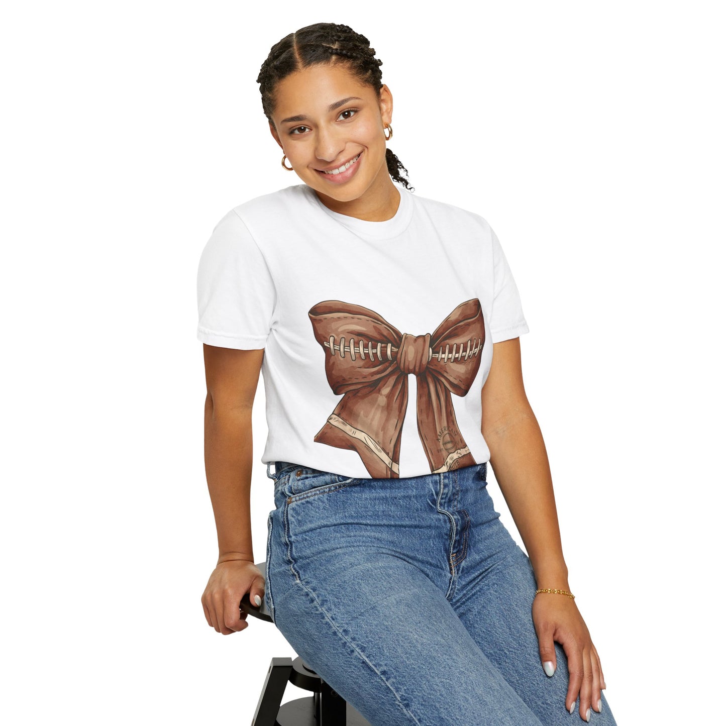 Football Bow T-Shirt: Unisex Casual Wear for Game Day Apparel