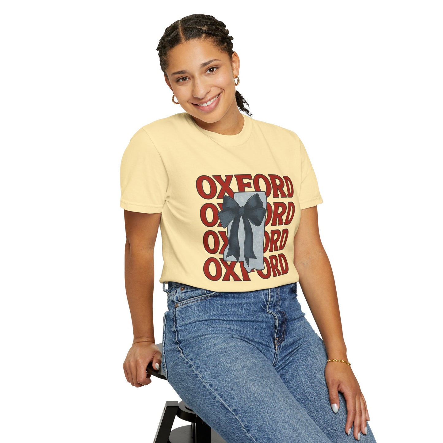 Oxford Bow Graphic Tee, Casual Unisex T-shirt, Gift for Students, College Apparel, Trendy Fashion Top, Birthday Gift