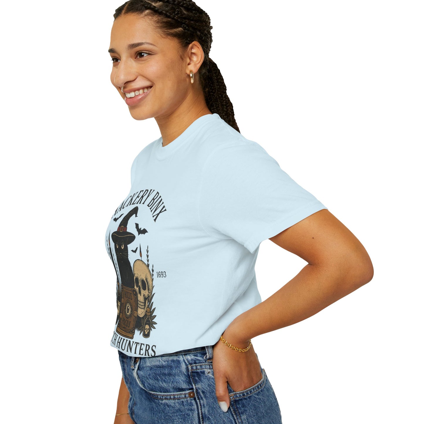 Witch Hunter Unisex T-shirt - Spooky Halloween Costume Shirt