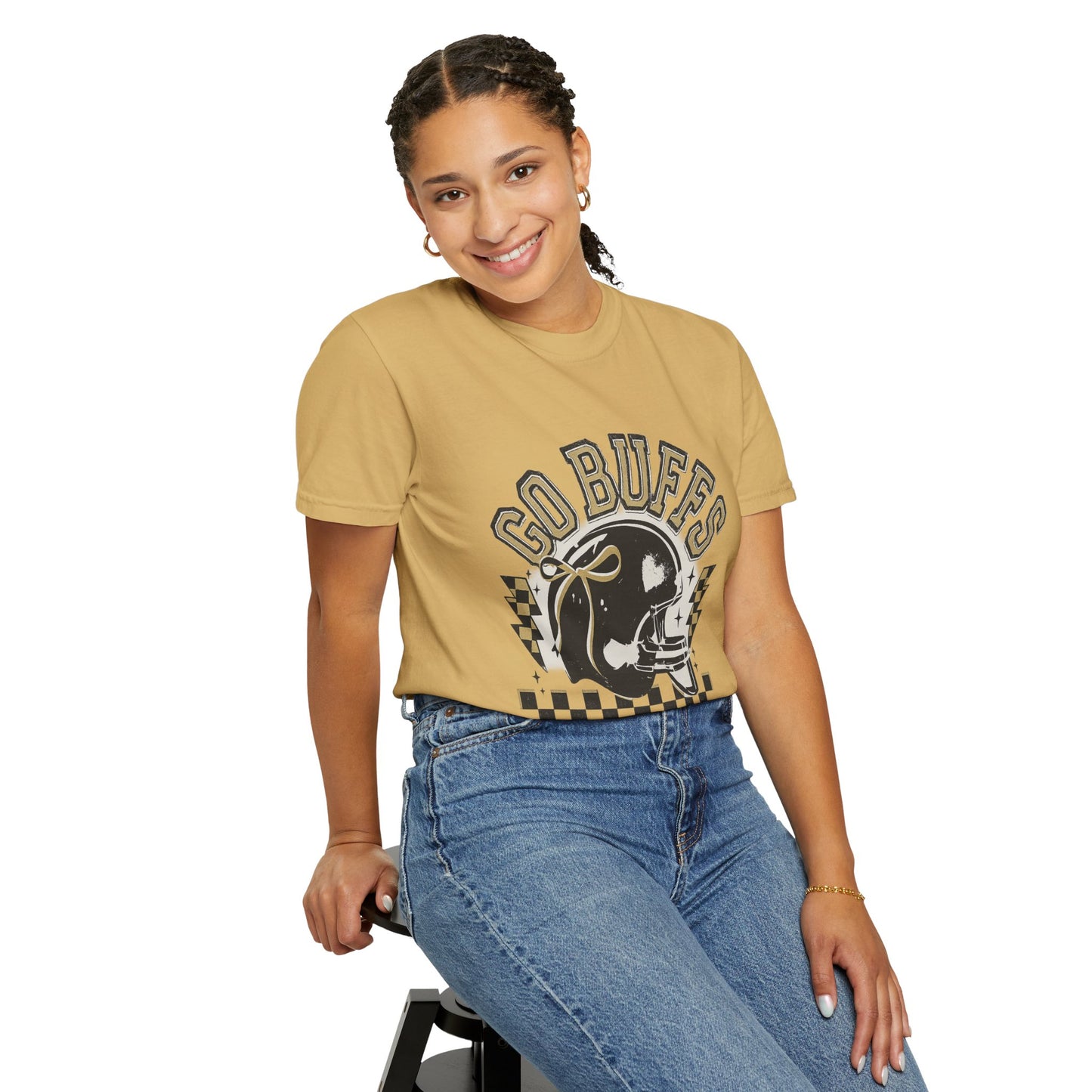 Vintage Sports Fan T-Shirt - Go Buffs Graphic Tee