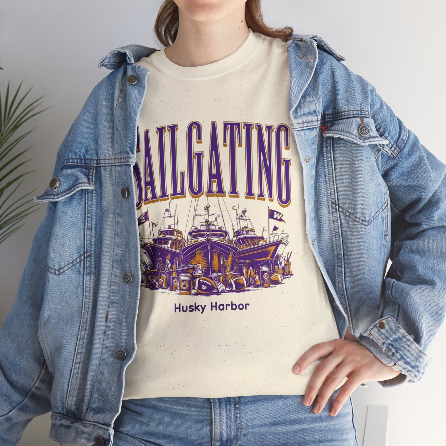 Sailgating Tee - Washington Huskies Unisex Heavy Cotton Shirt
