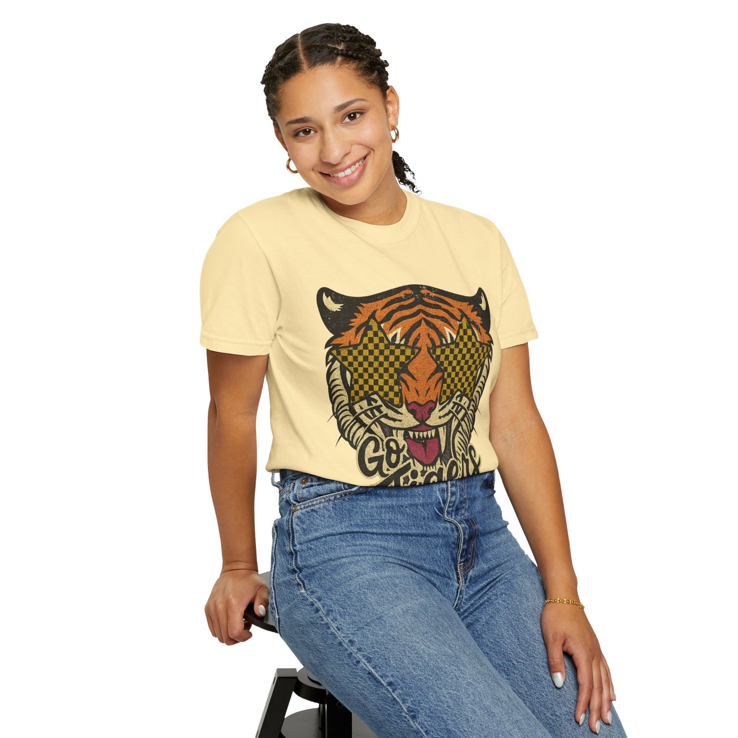 Bold Tiger Graphic Unisex T-Shirt - Go Tigers Design for Missouri Lovers
