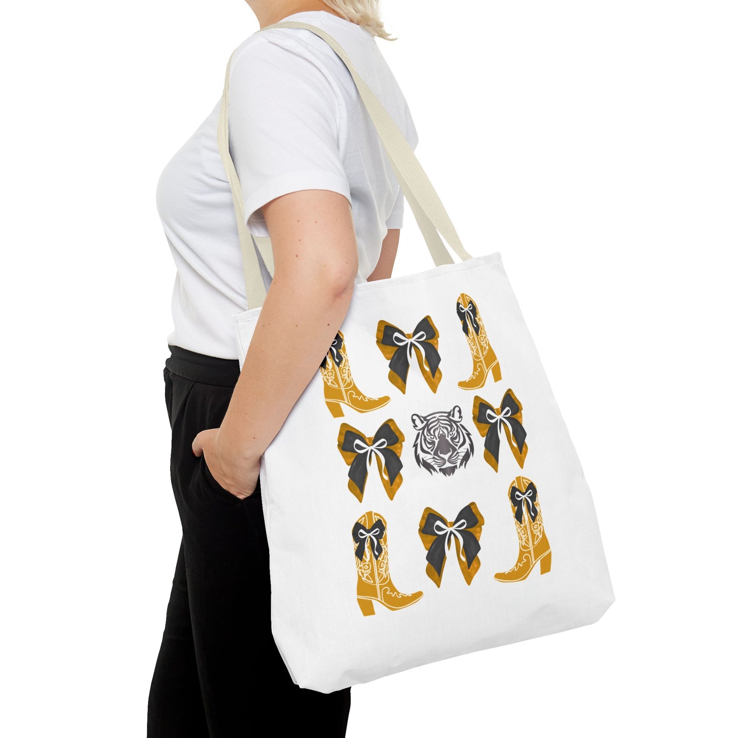 Mizzou tigers tote bag, missouri game day, Stylish Tote Bag with Boots and Tiger Design, missouri fan gift, missouri tigers alumni, graduation gift, mo tigers