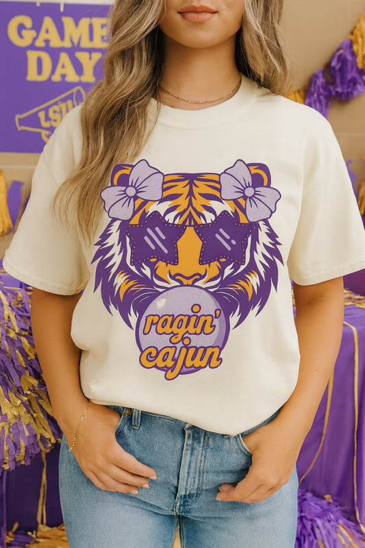 Ragin Cajun Bow Bubble Tiger T-Shirt - Casual Wear and Gift for Animal Lovers