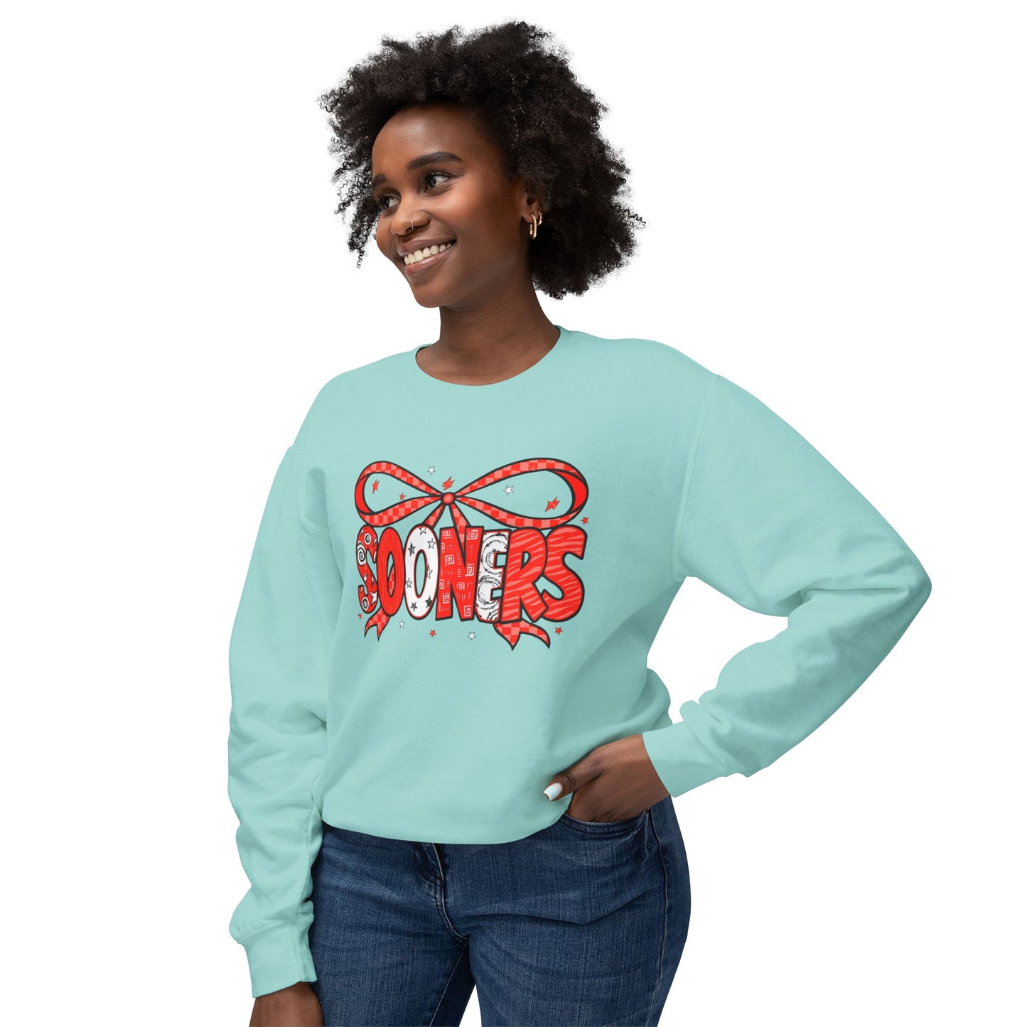 Festive Crewneck Sweatshirt with Cheerful Bow Design