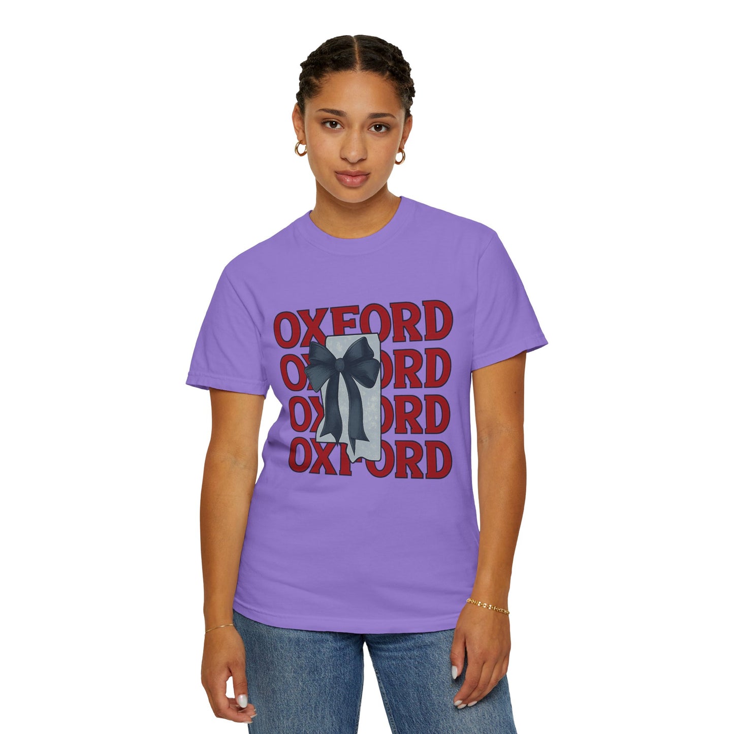 Oxford Bow Graphic Tee, Casual Unisex T-shirt, Gift for Students, College Apparel, Trendy Fashion Top, Birthday Gift