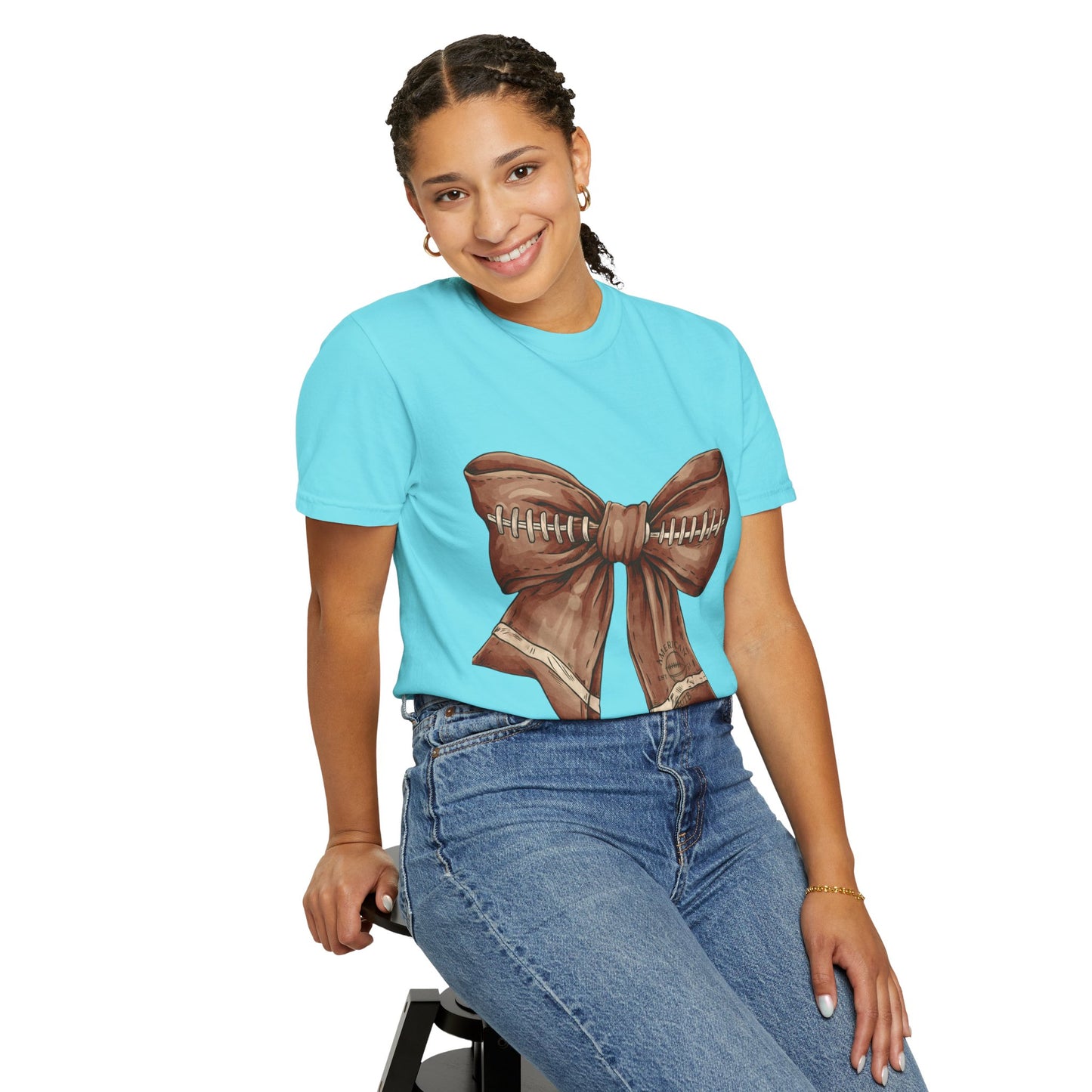Football Bow T-Shirt: Unisex Casual Wear for Game Day Apparel