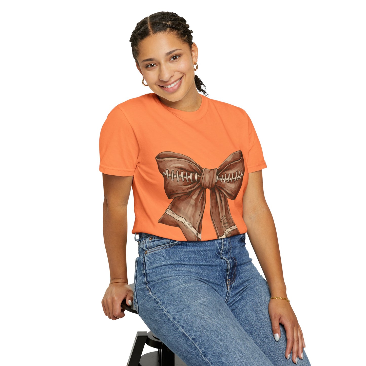 Football Bow T-Shirt: Unisex Casual Wear for Game Day Apparel