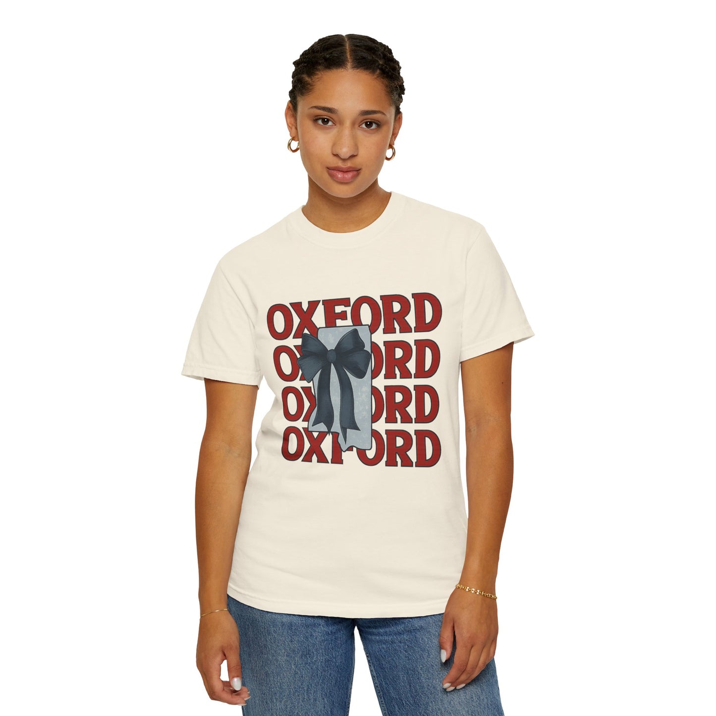 Oxford Bow Graphic Tee, Casual Unisex T-shirt, Gift for Students, College Apparel, Trendy Fashion Top, Birthday Gift
