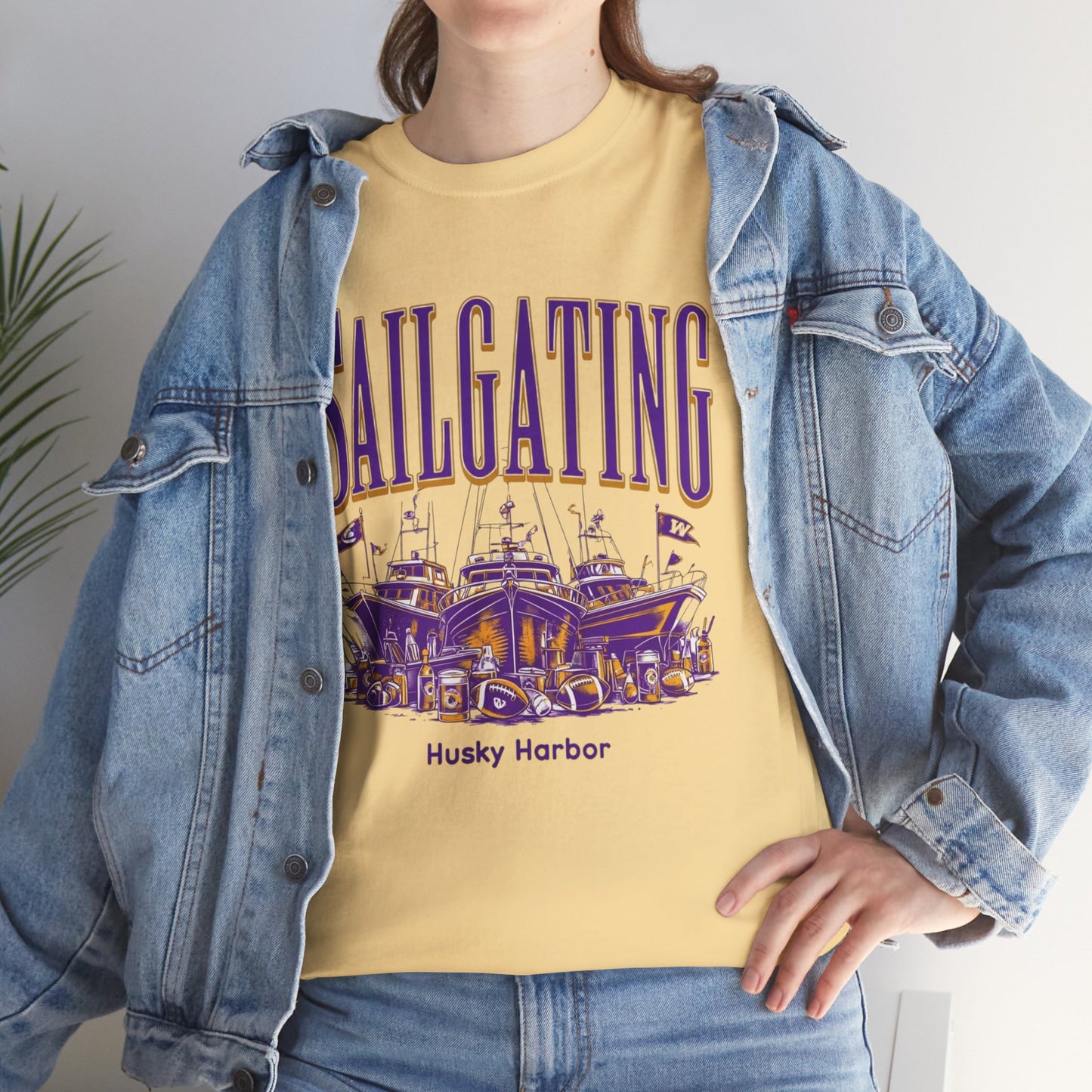 Sailgating Tee - Washington Huskies Unisex Heavy Cotton Shirt