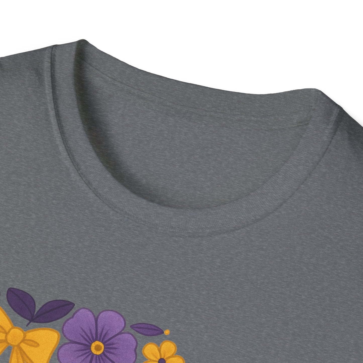 Louisiana Floral Graphic Tee, Casual Unisex T-Shirt, Spring Fashion, Gift for Nature Lovers, Summer Outfit, Southern Pride