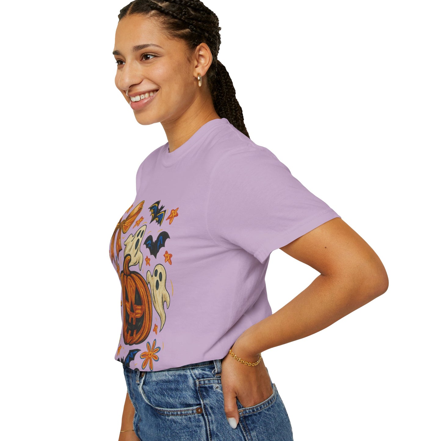 Halloween Ghost & Pumpkin T-shirt, Spooky Season Shirt, Fall Tee, Unisex Halloween Apparel, Ghostly Graphic Tee, Pumpkin Graphic Shirt