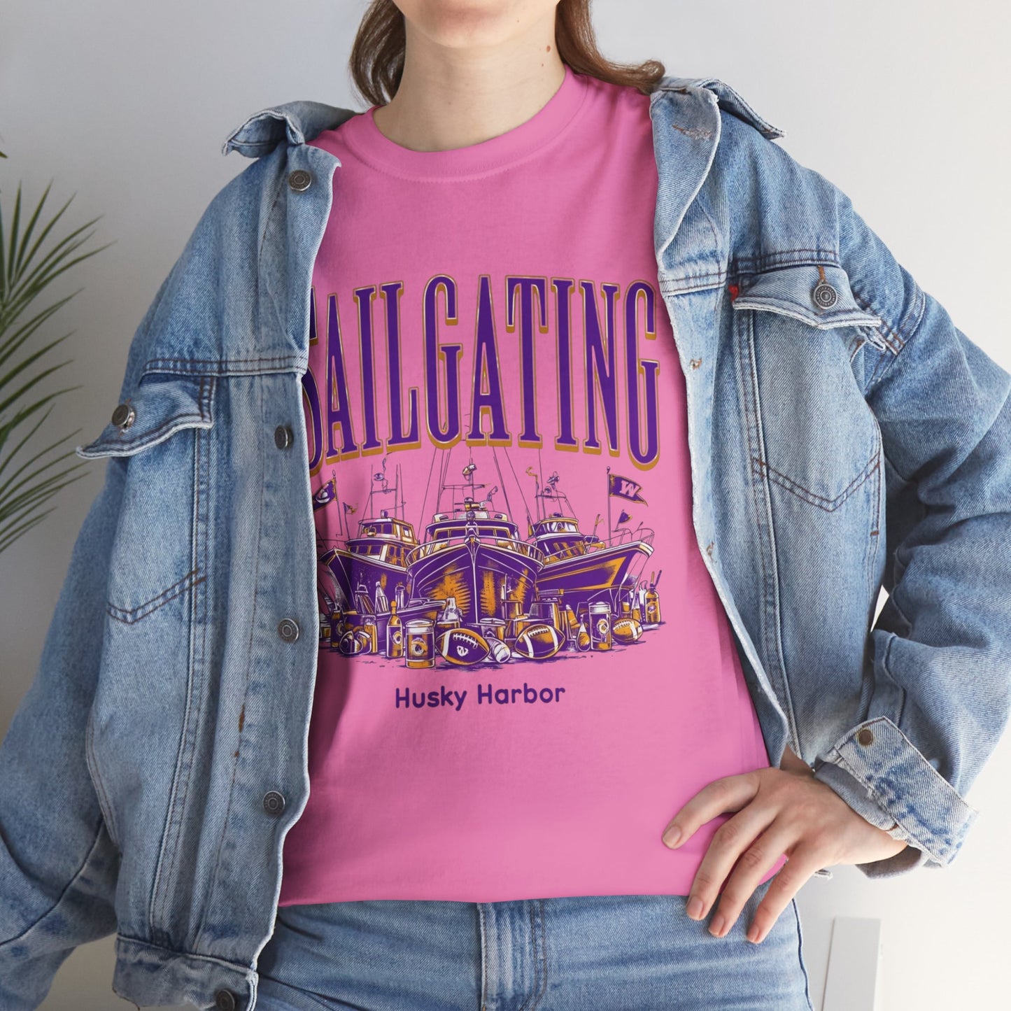 Sailgating Tee - Washington Huskies Unisex Heavy Cotton Shirt