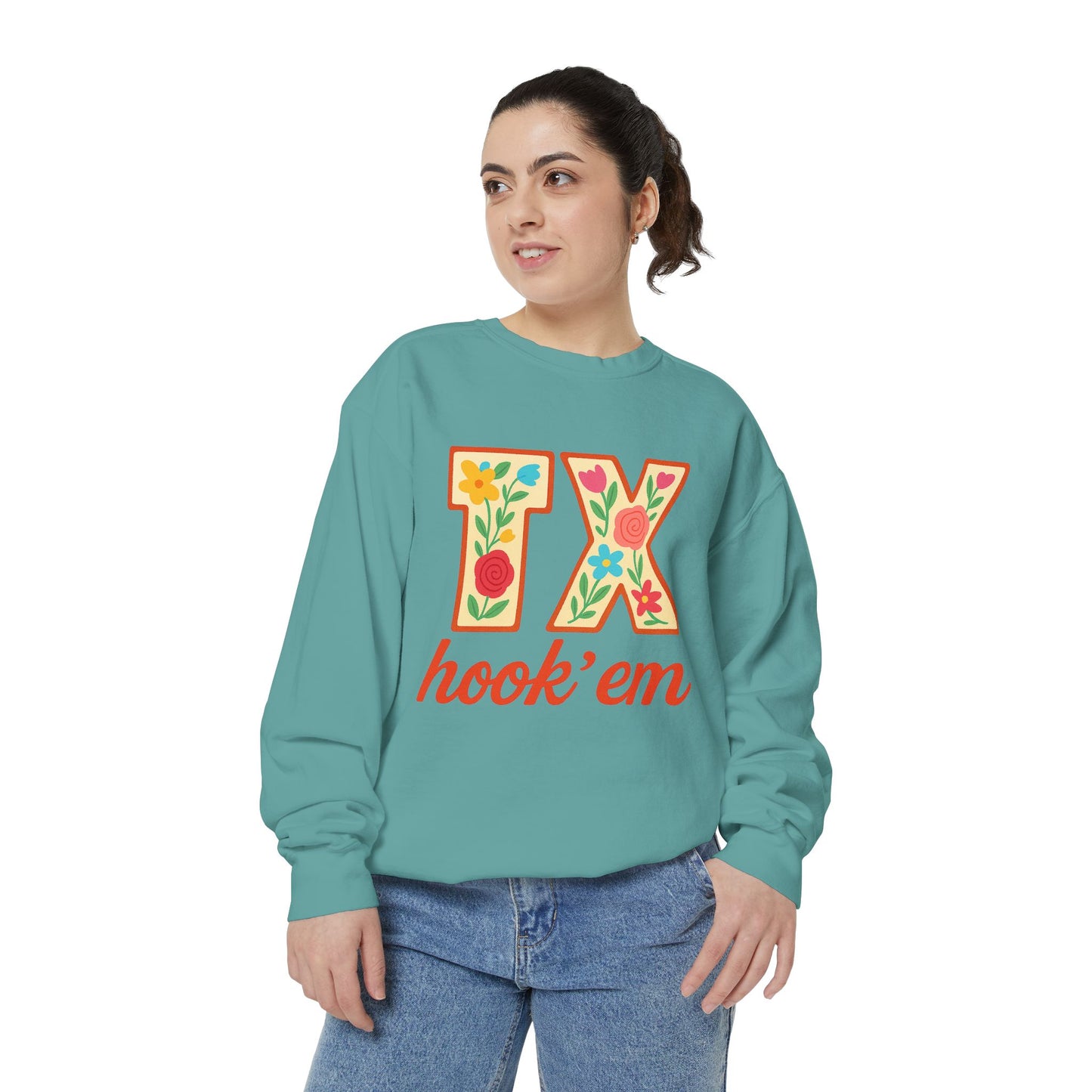 Texas Floral Sweatshirt, Unisex Garment-Dyed Sweatshirt, Cozy Casual Wear, Perfect for Game Day, Floral TX Hook 'Em Design, Stylish [...]