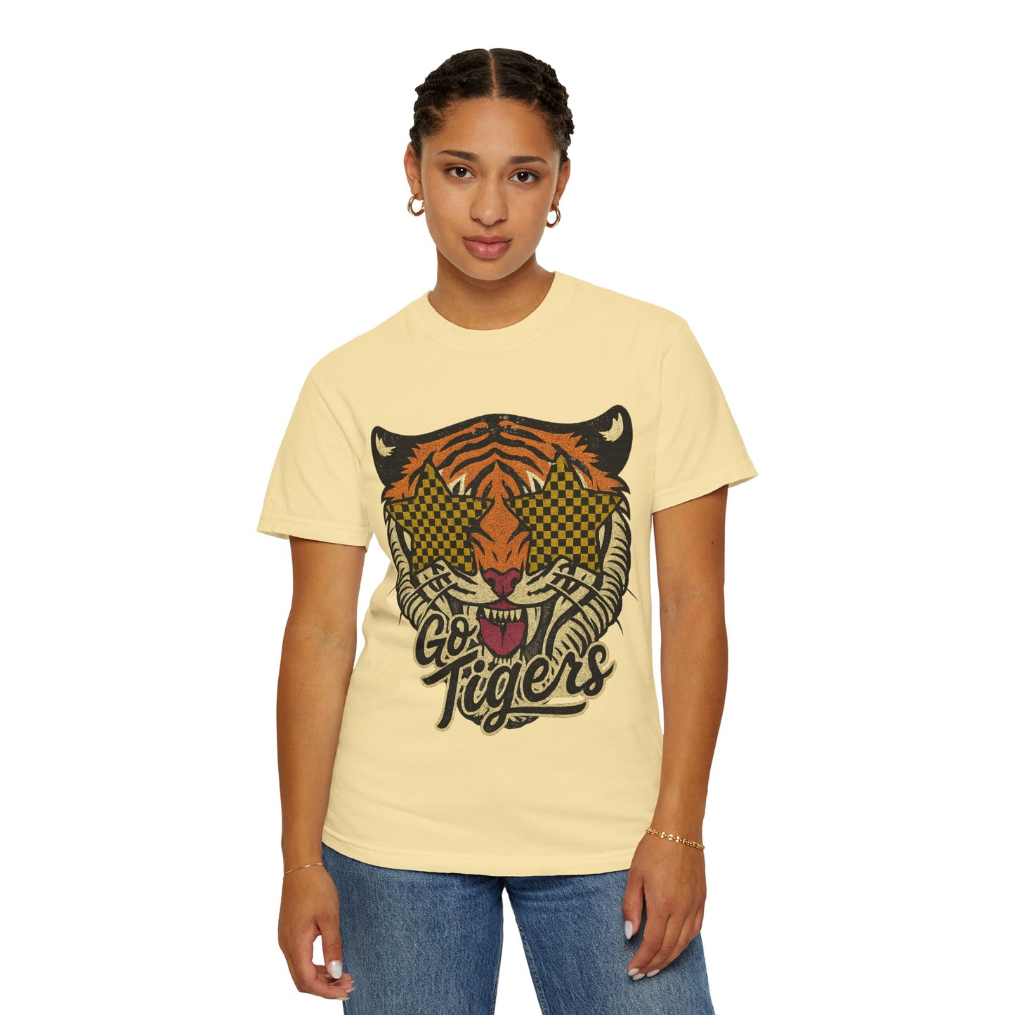 Bold Tiger Graphic Unisex T-Shirt - Go Tigers Design for Missouri Lovers