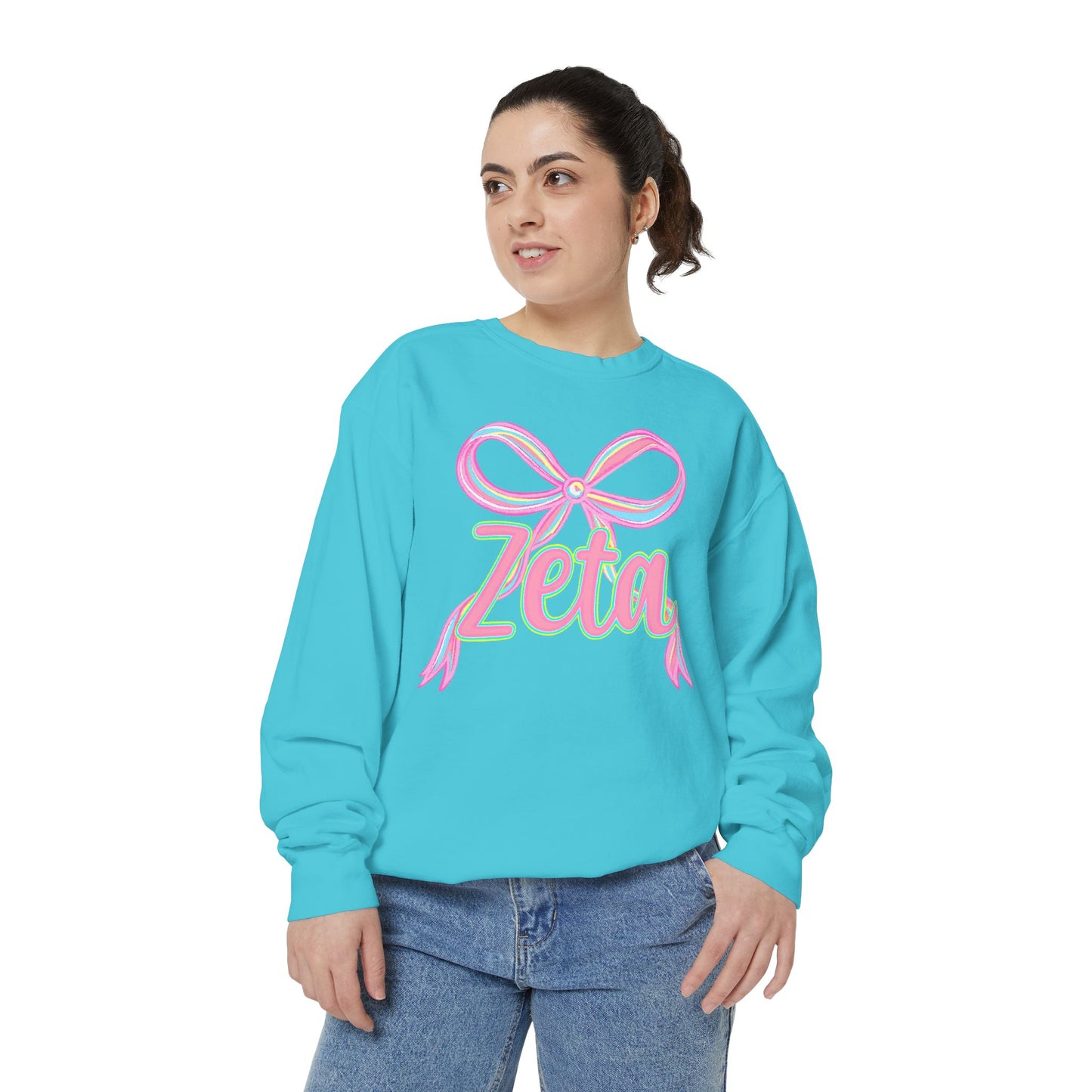 Zeta Graphic Sweatshirt, Cozy Fashion, Gift for Sorority Sisters, Cute Casual Wear, College Apparel, Unisex Outfit