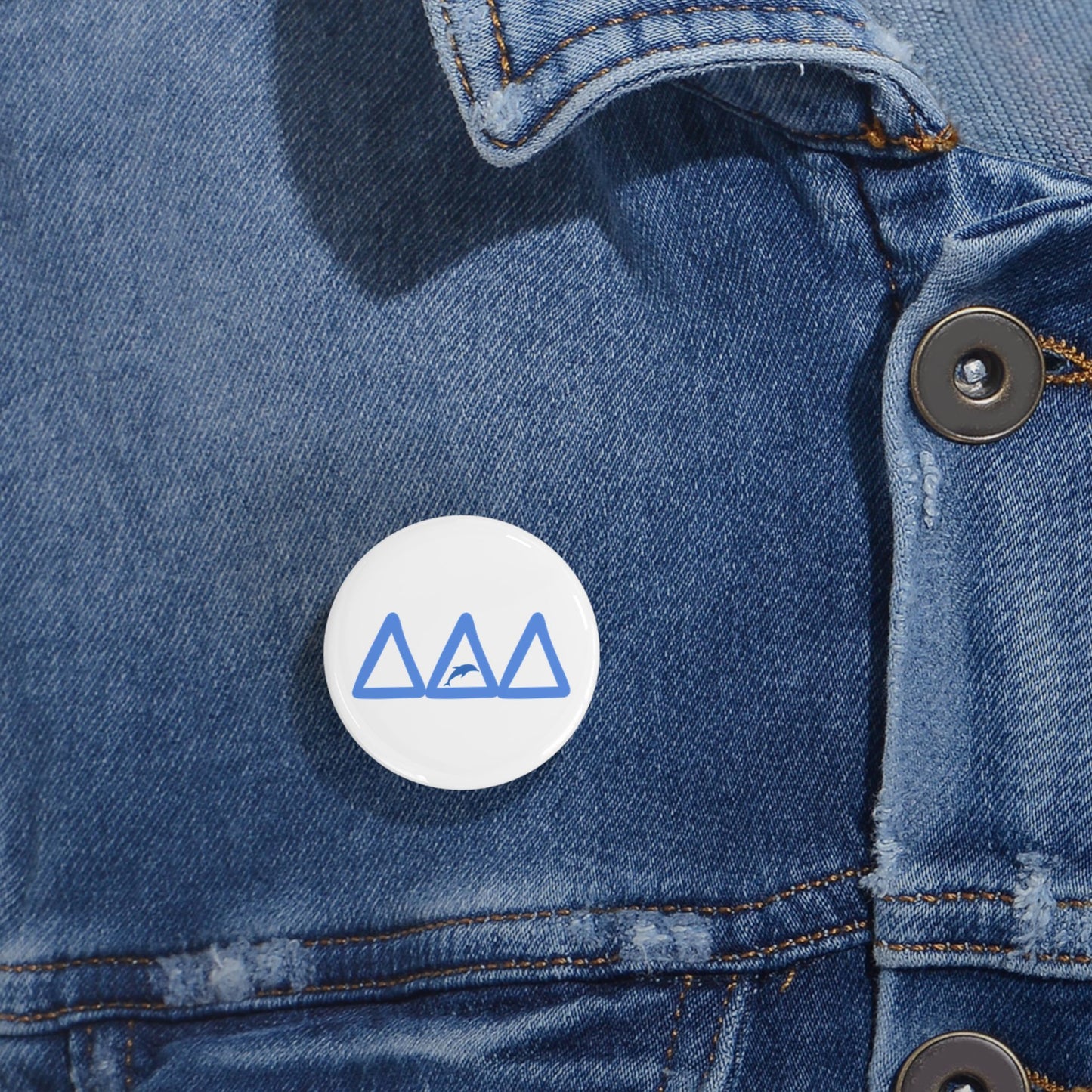 DDD Stylish Round Pins, Enamel Badge for Jackets, Cool Accessory for Friends, Gifts for Birthdays, Ideal for Craft Lovers