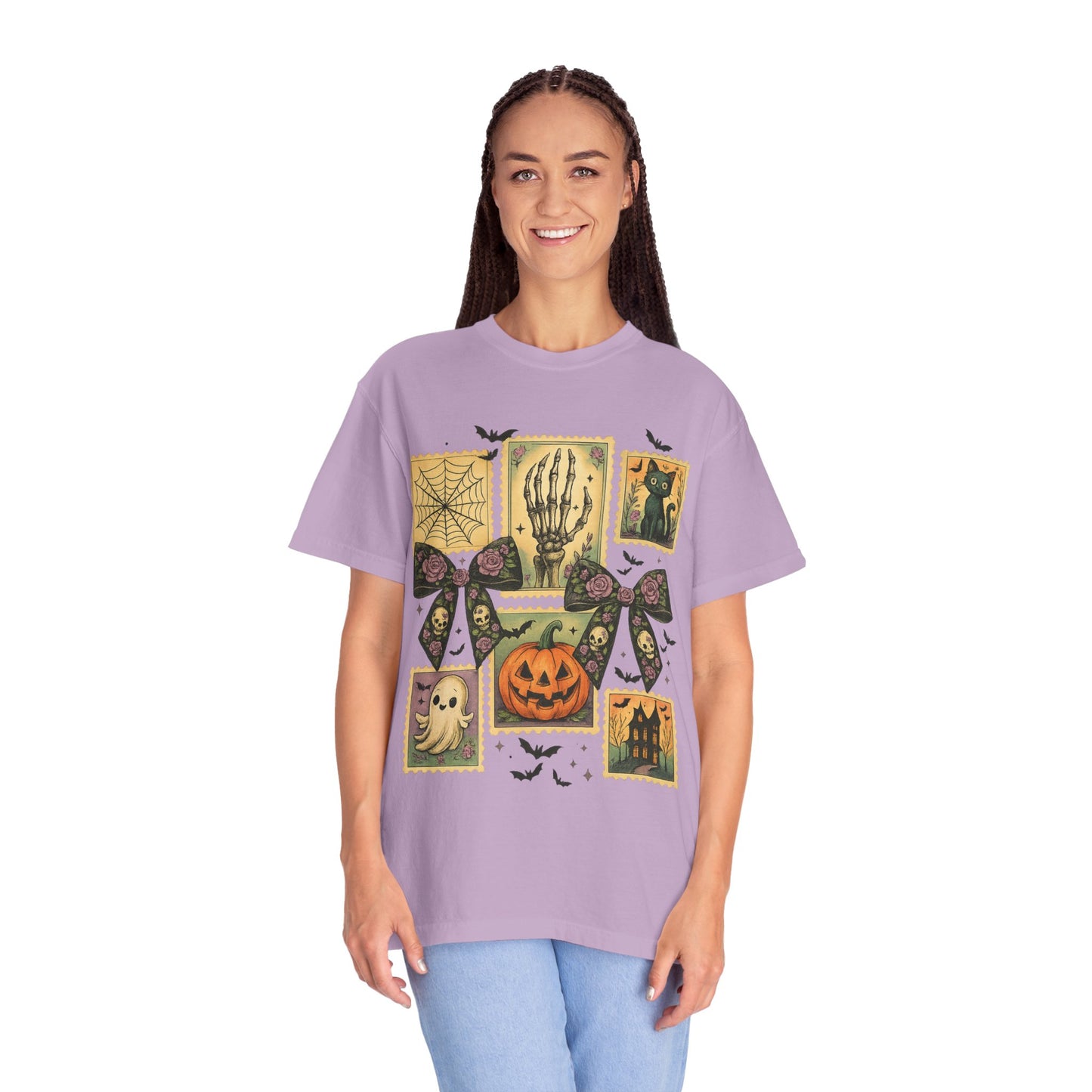 Halloween-Themed Unisex T-Shirt - Spooky Vibes for Fall Celebrations, Ghost Lovers Gift, Costume Party Essential, Cozy Autumn Tee